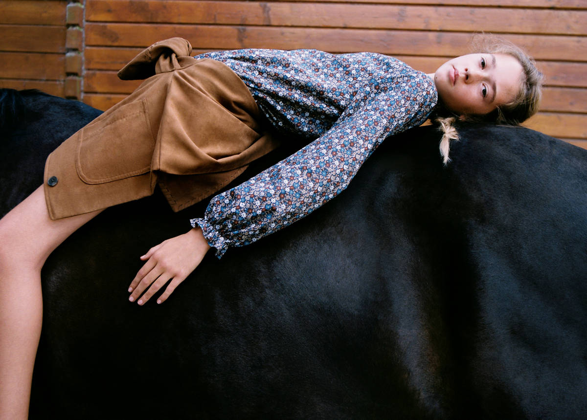 Floral-print cotton shirt