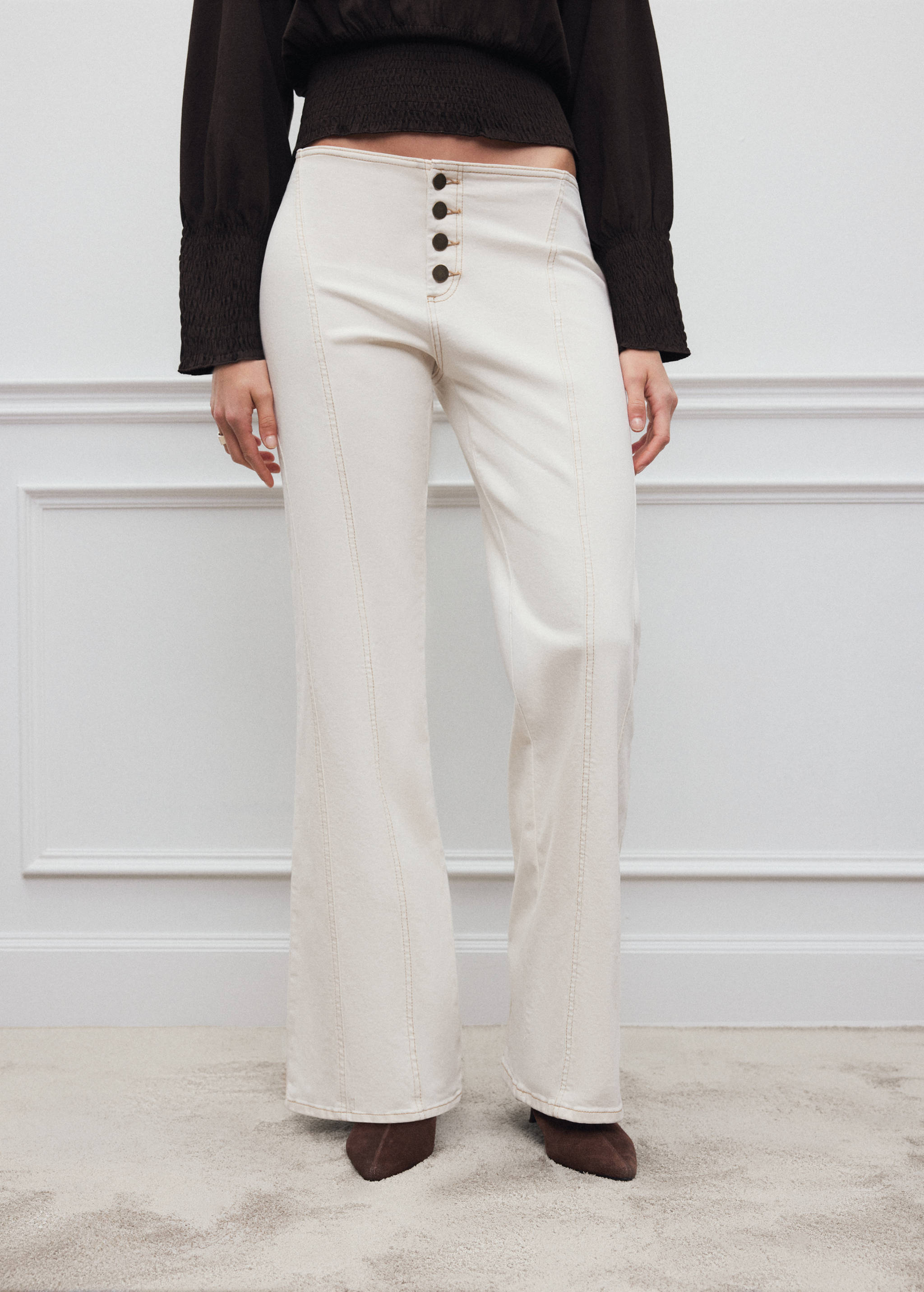 Jean taille basse coutures - Plan moyen