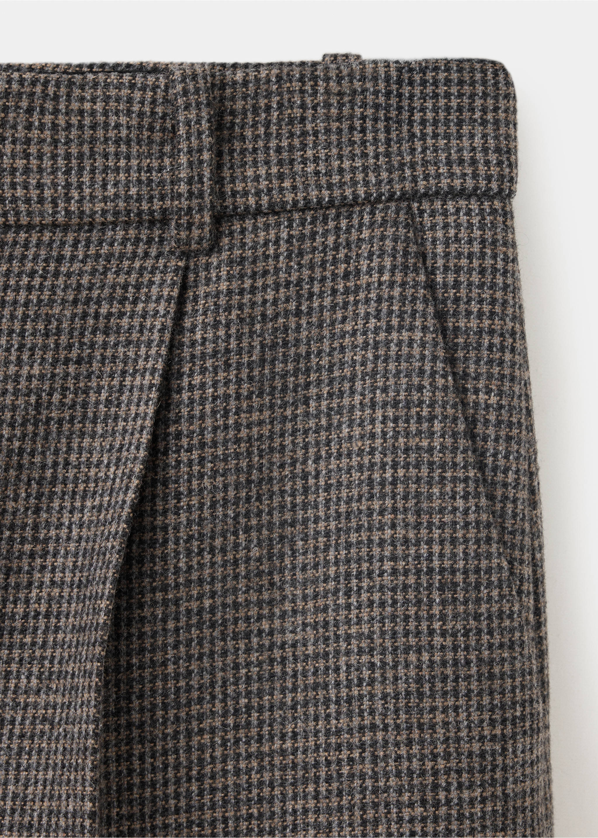 TROUSERS VENEZIA - Details of the article 0, Medium Brown. Ref: 37058288-00.