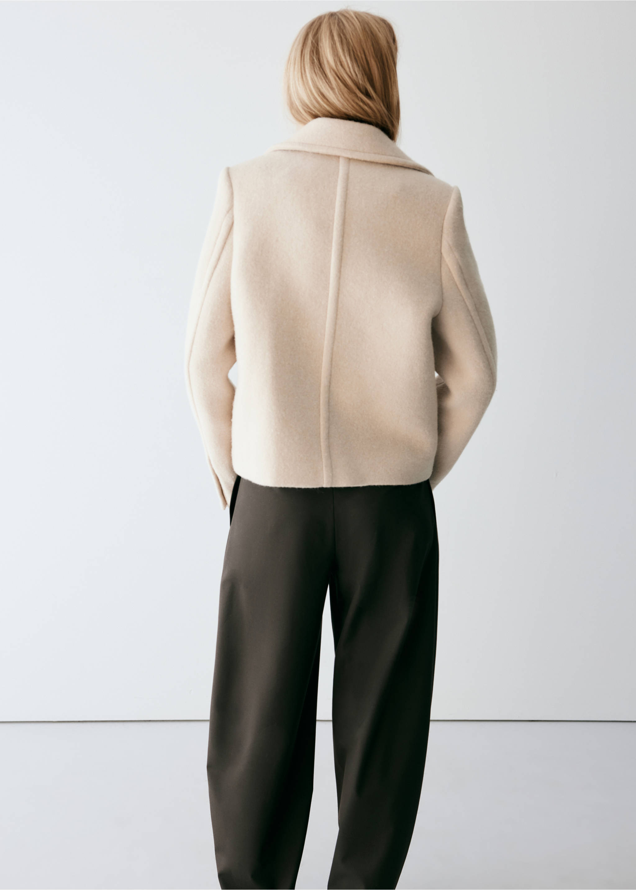 Cream jacket, back view., Beige. Ref: 37058640-00.