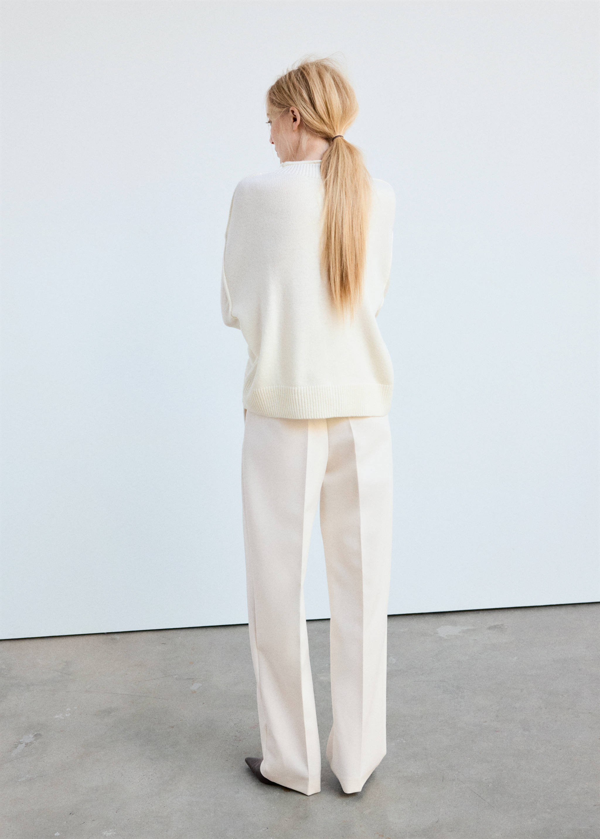 Pantalon droit pinces - Verso de l’article