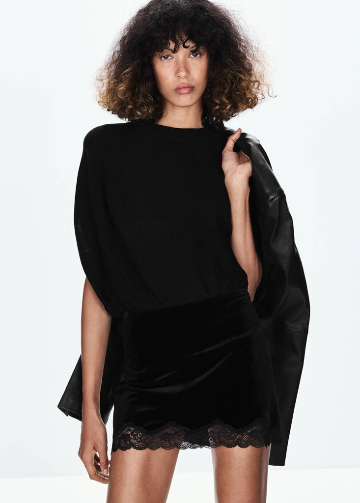 Velvet slip skirt with lace trim hem by Mango