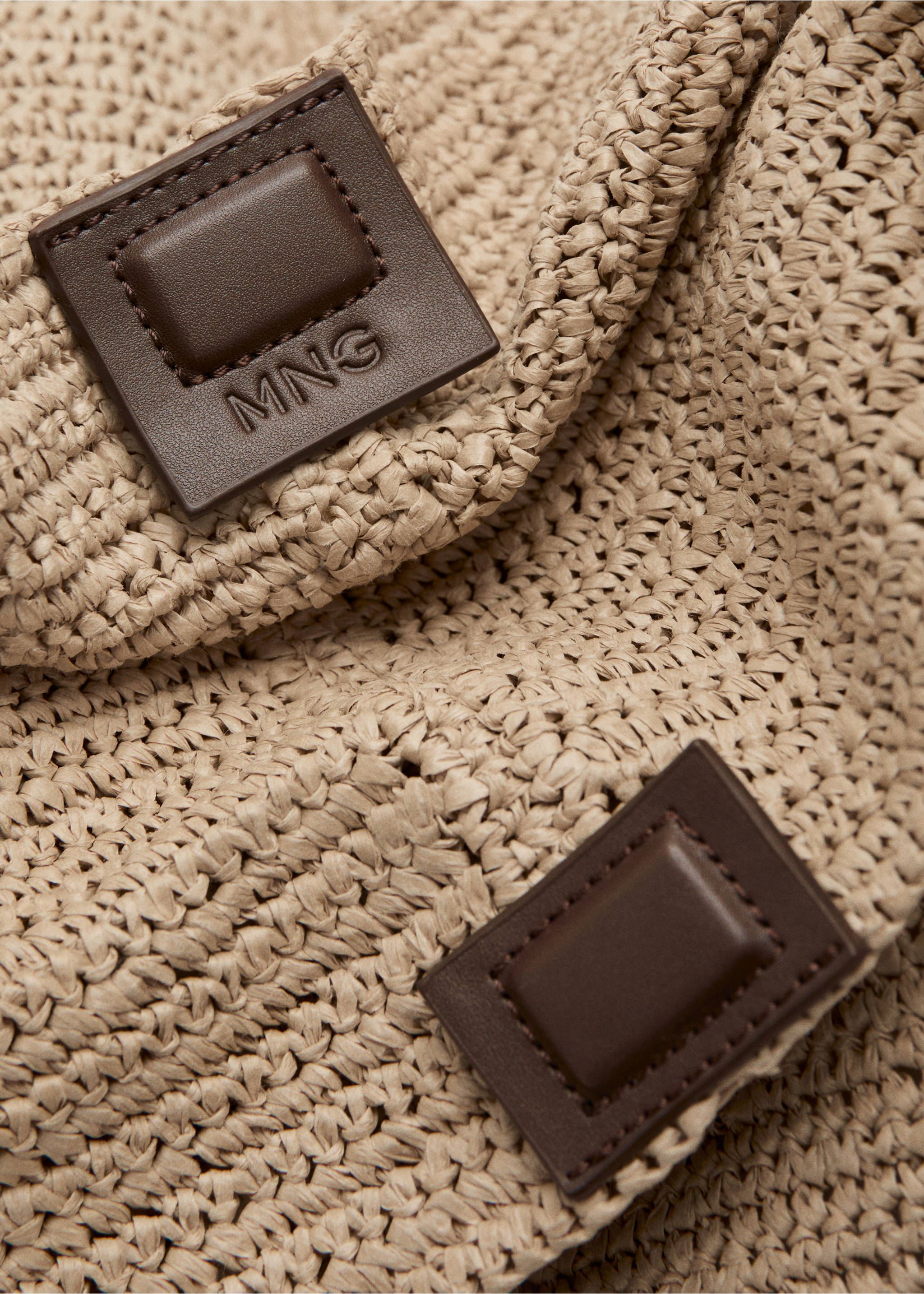 Natural fibre shopper bag with buckle detail - Details of the article 3, Beige. Ref: 37061326-00.