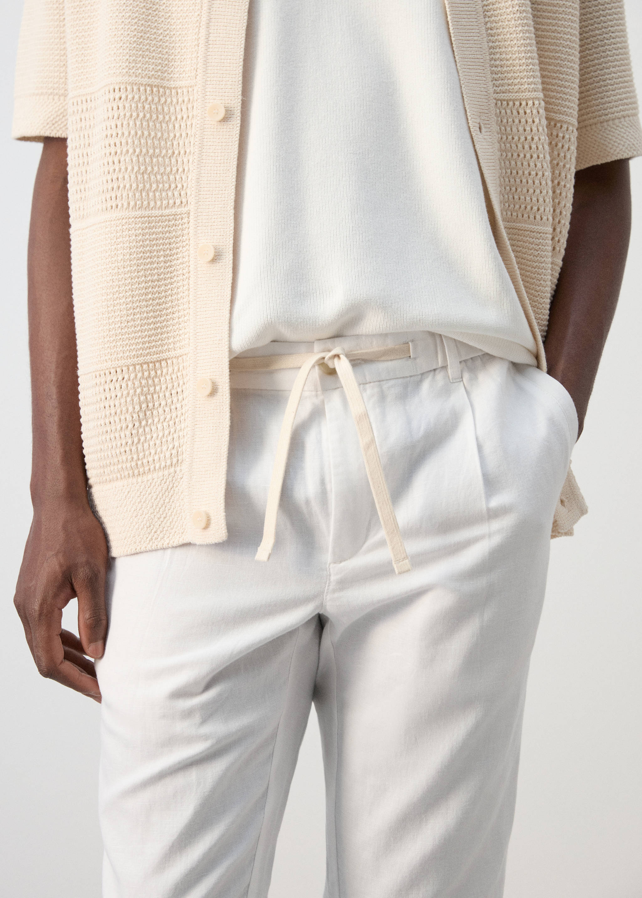 Pantalon en lin et coton coupe slim cropped - Détail de l'article 1
