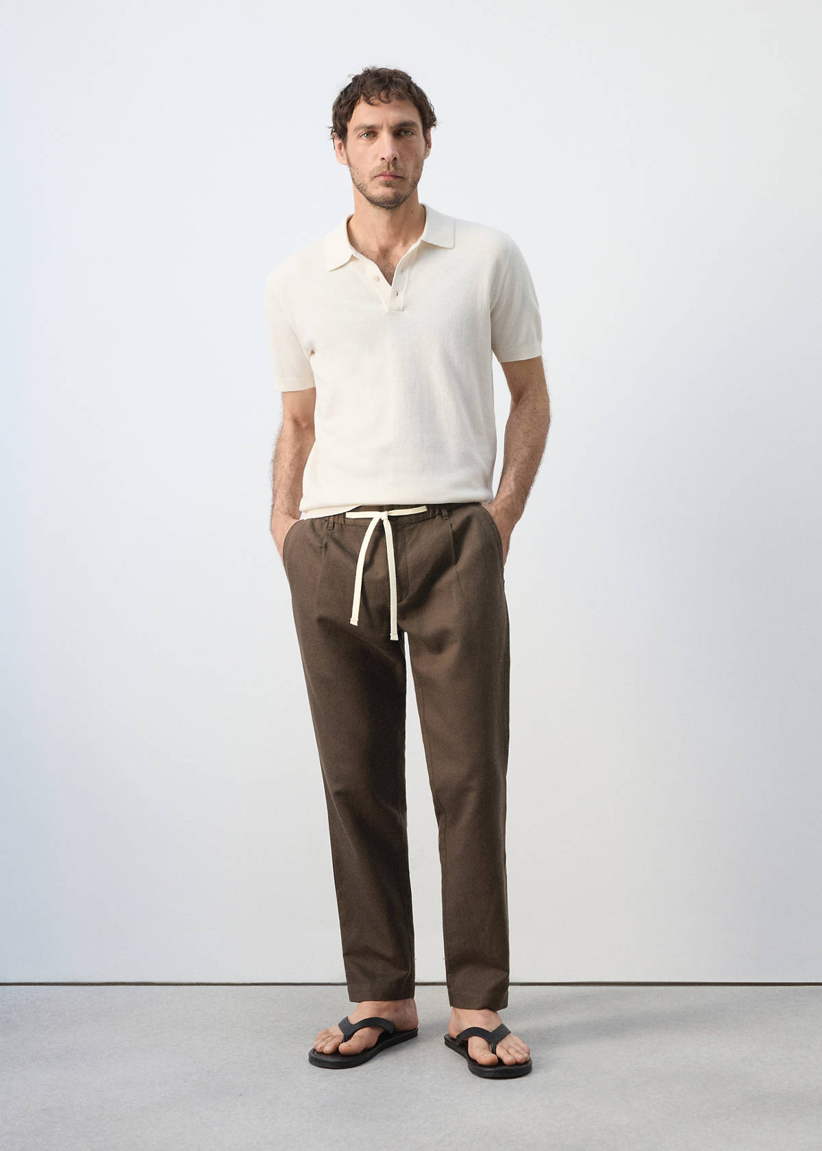 Slim fit cropped linen-cotton trousers — Chocolate