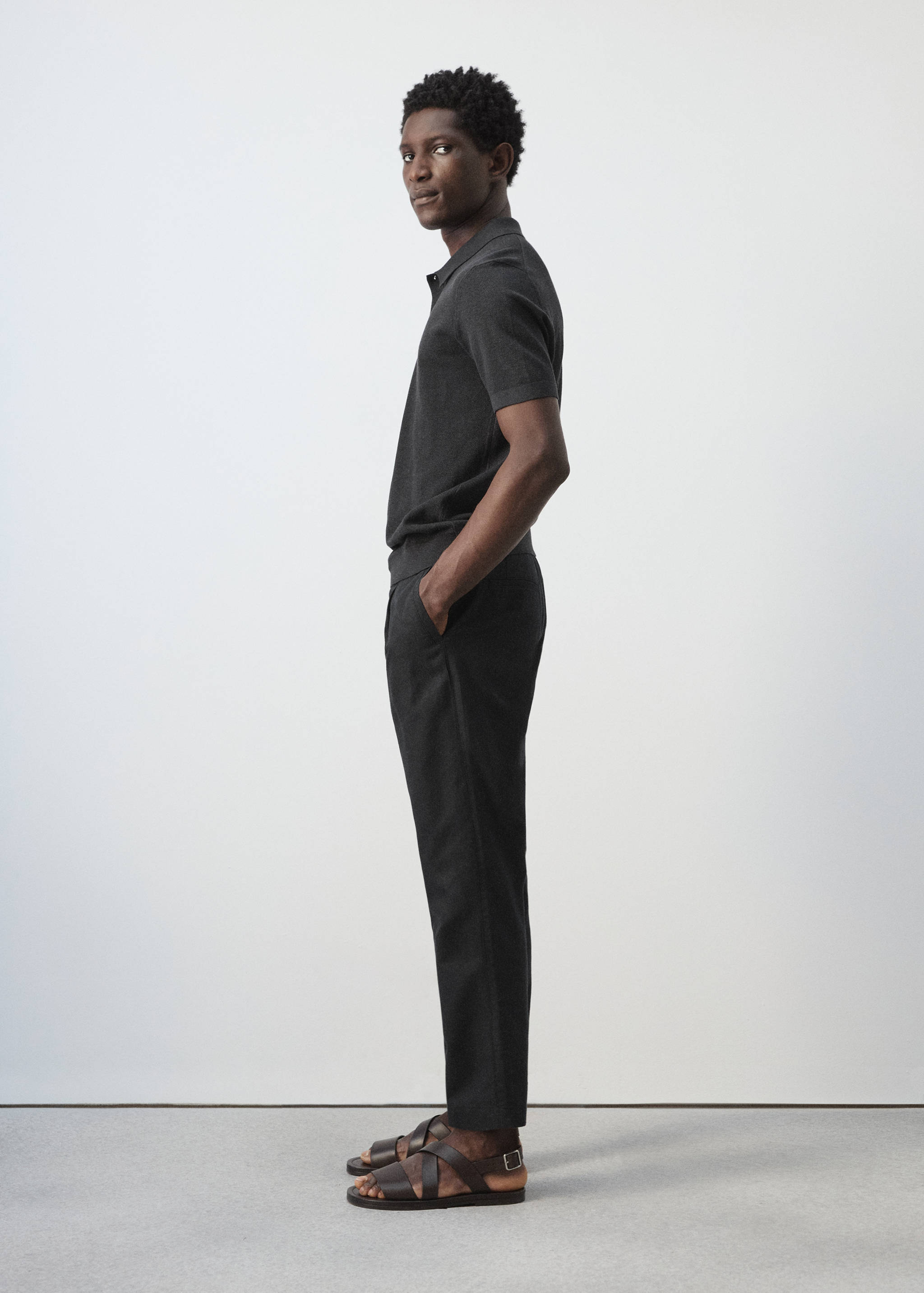 Slim-fit cropped linen-cotton pants - Details of the article 2