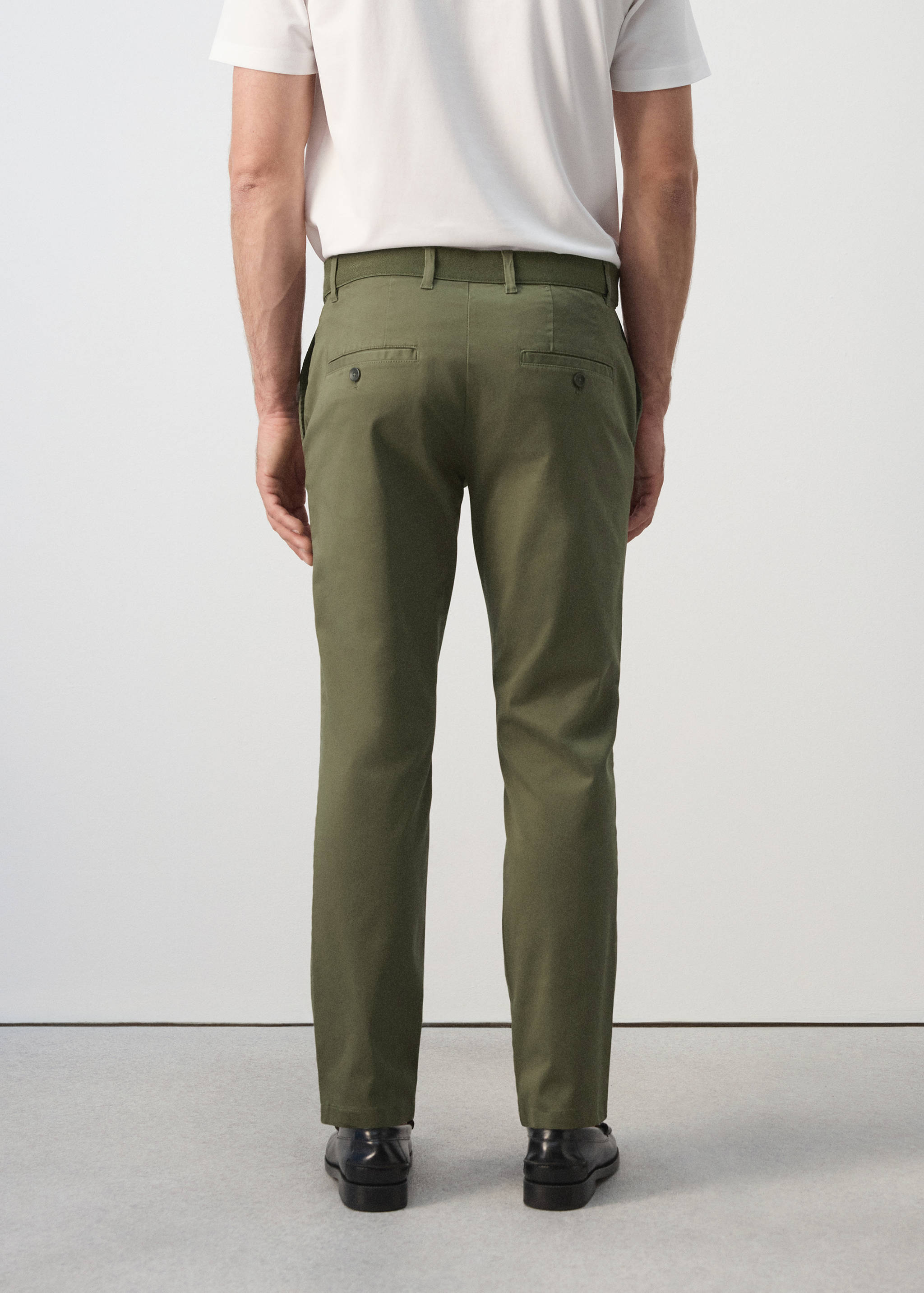 Pantalón Prato chino cropped tappered - Reverso del artículo