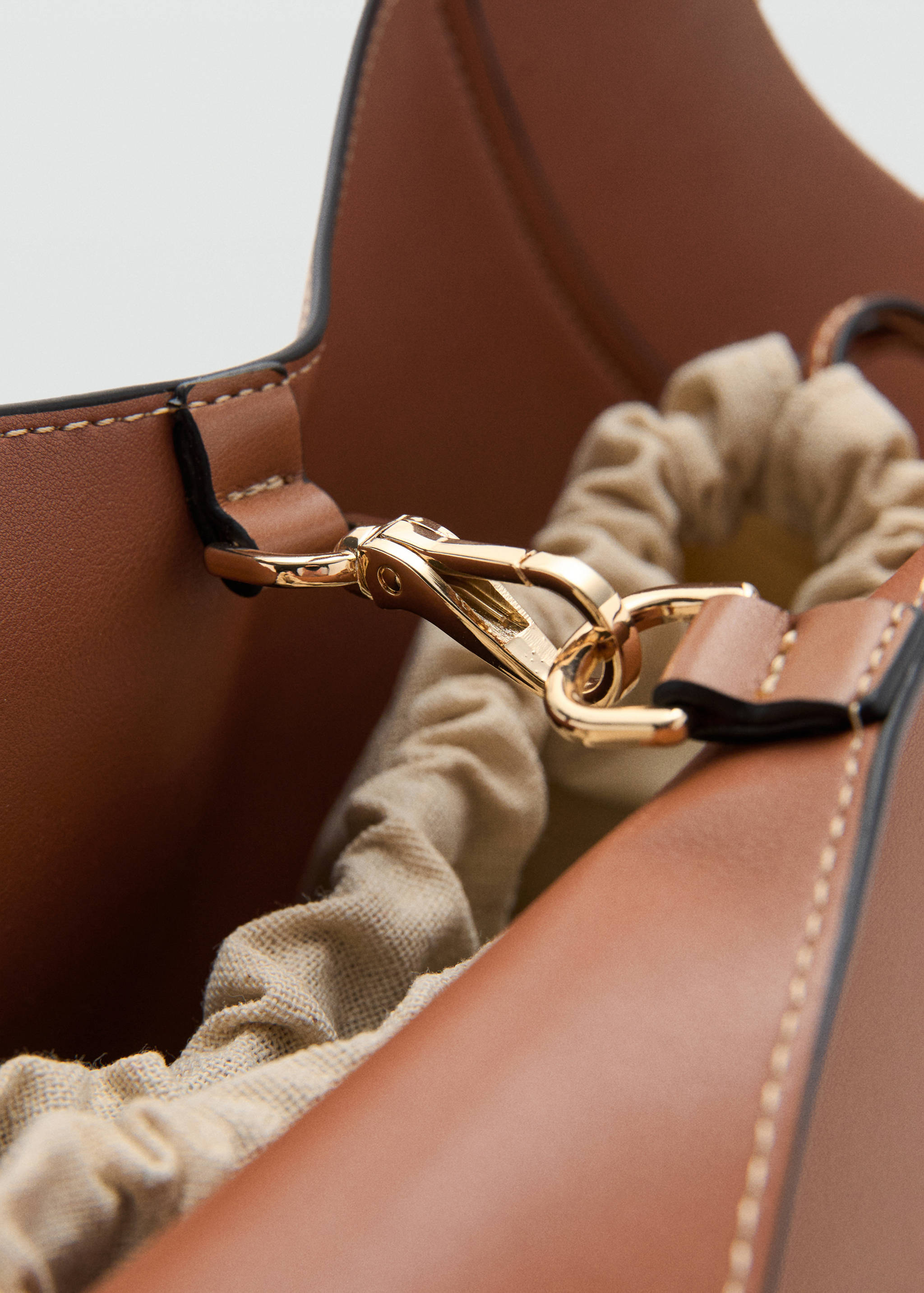 Grand sac porté épaule effet cuir - Détail de l'article 2