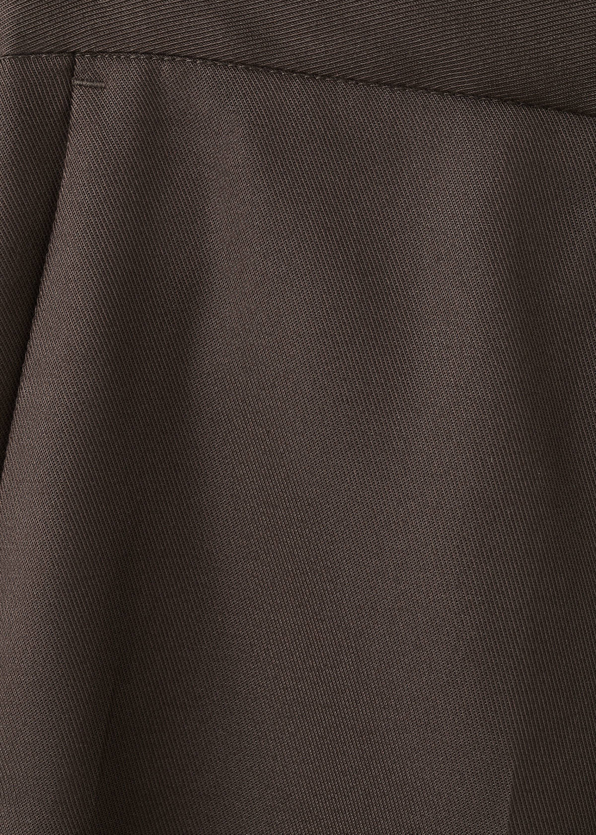 High-waisted lyocell trousers — Chocolate