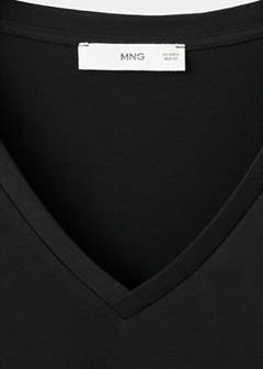 V-neck cotton T-shirt — Black 9