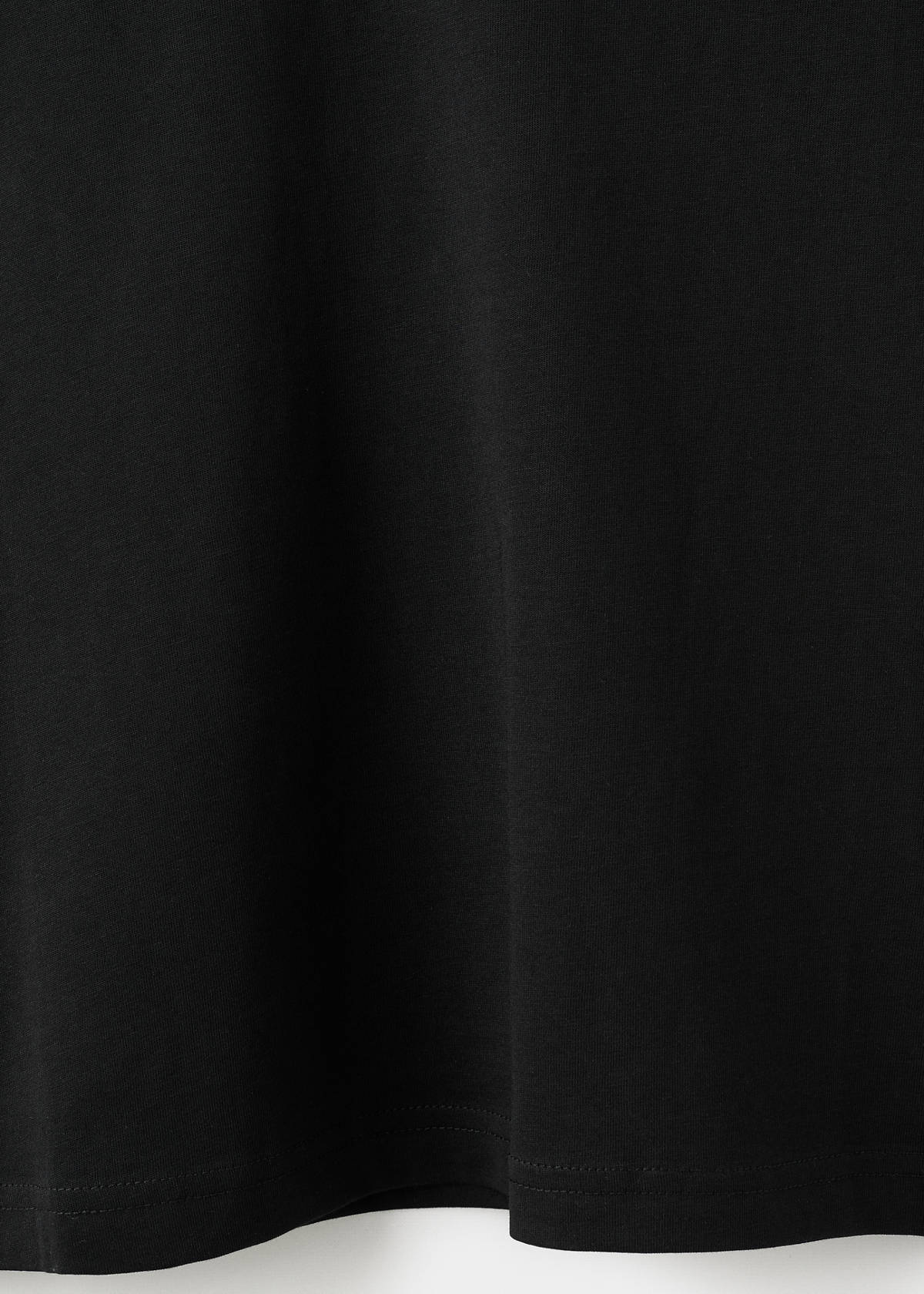 V-neck cotton T-shirt — Black