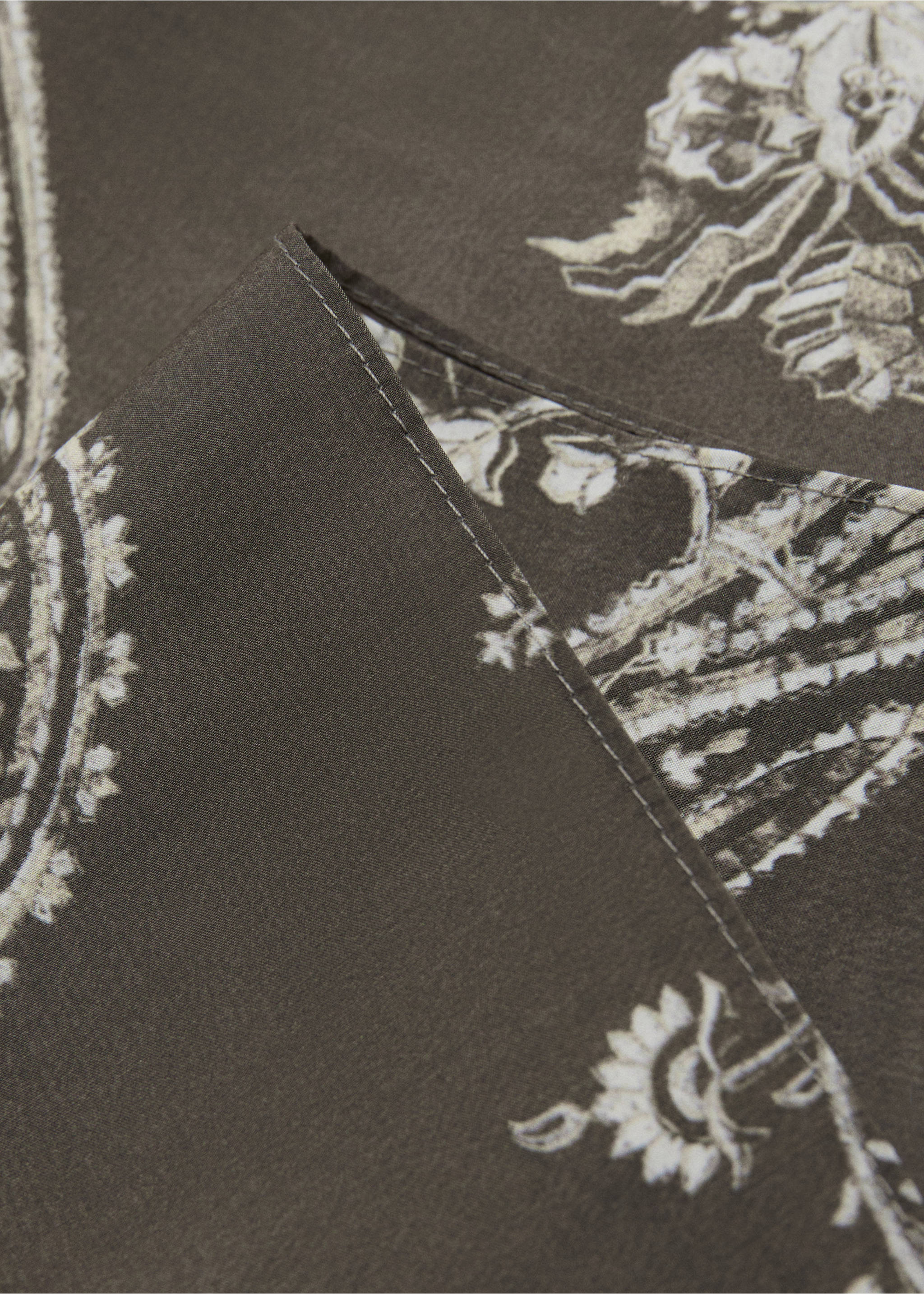 Printed scarf - Medium plane, Brown. Ref: 37061355-00.