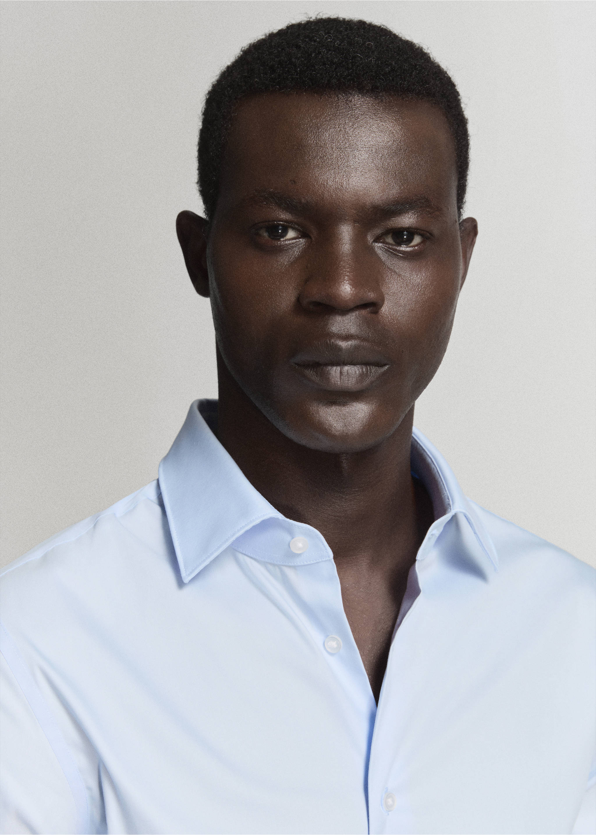 Super slim fit cotton stretch suit shirt - Details of the article 1, Sky Blue. Ref: 37061356-00.