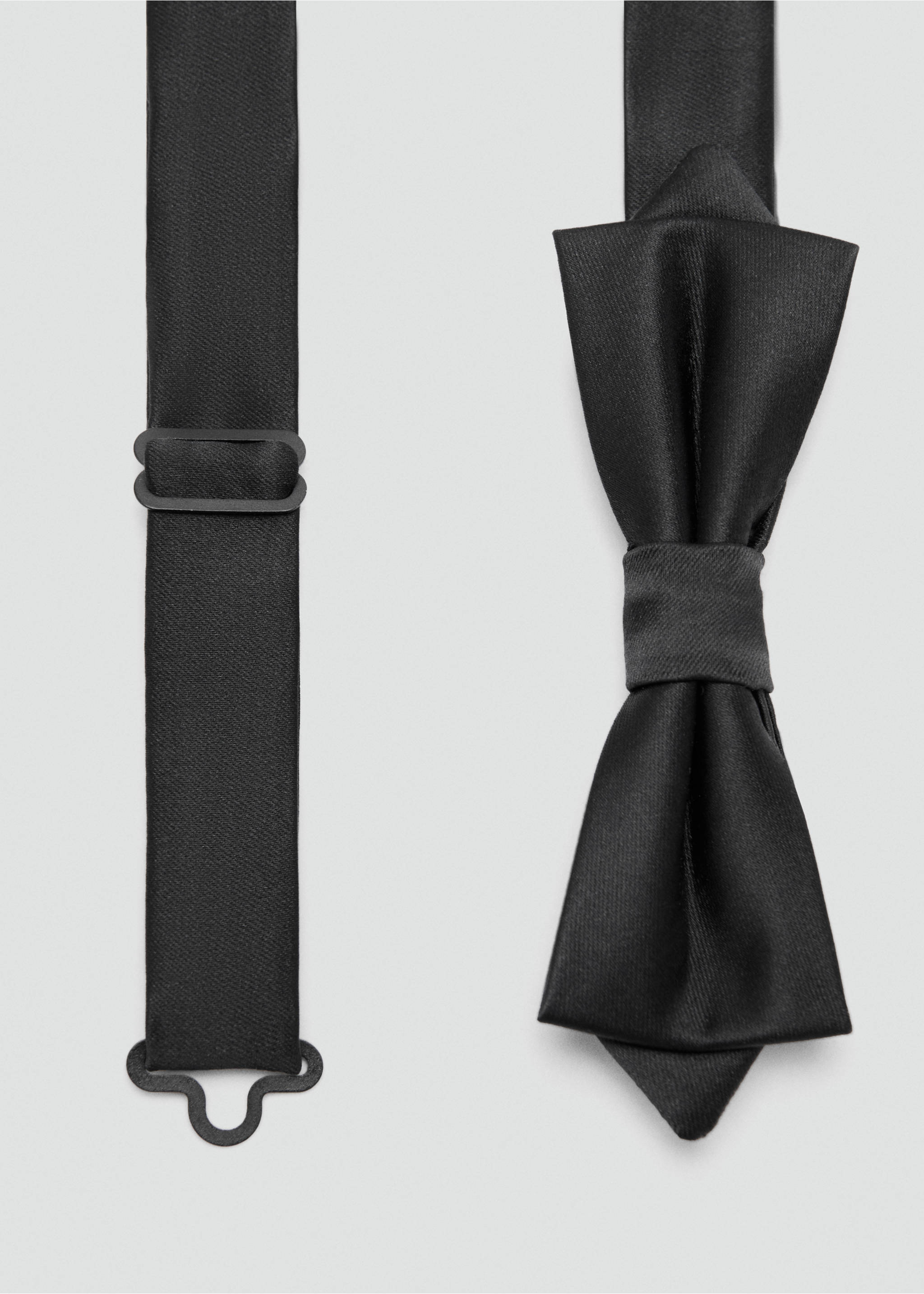 Classic diamond bow tie - Medium plane, Black. Ref: 37061359-00.