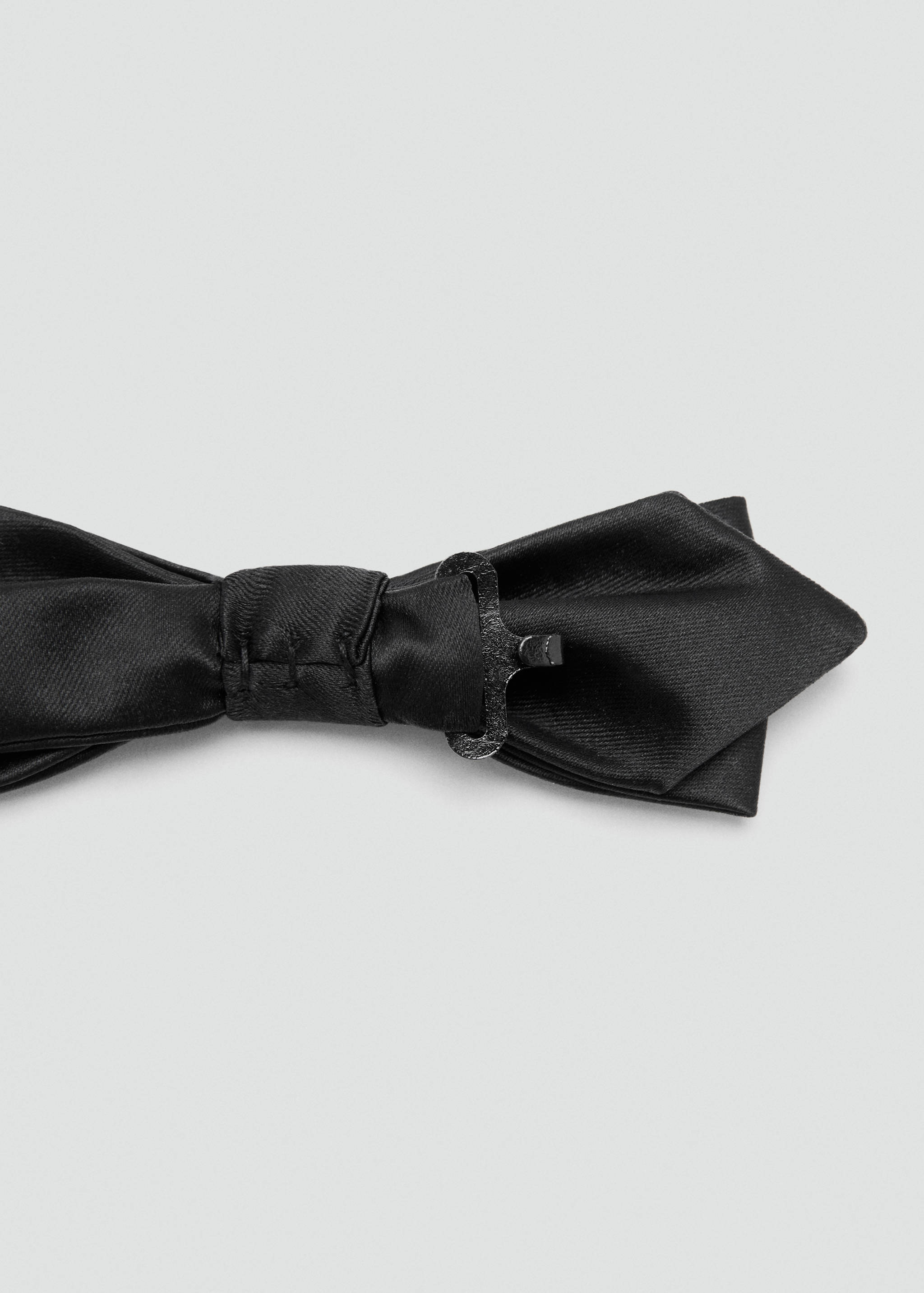 Classic diamond bow tie - Details of the article 1