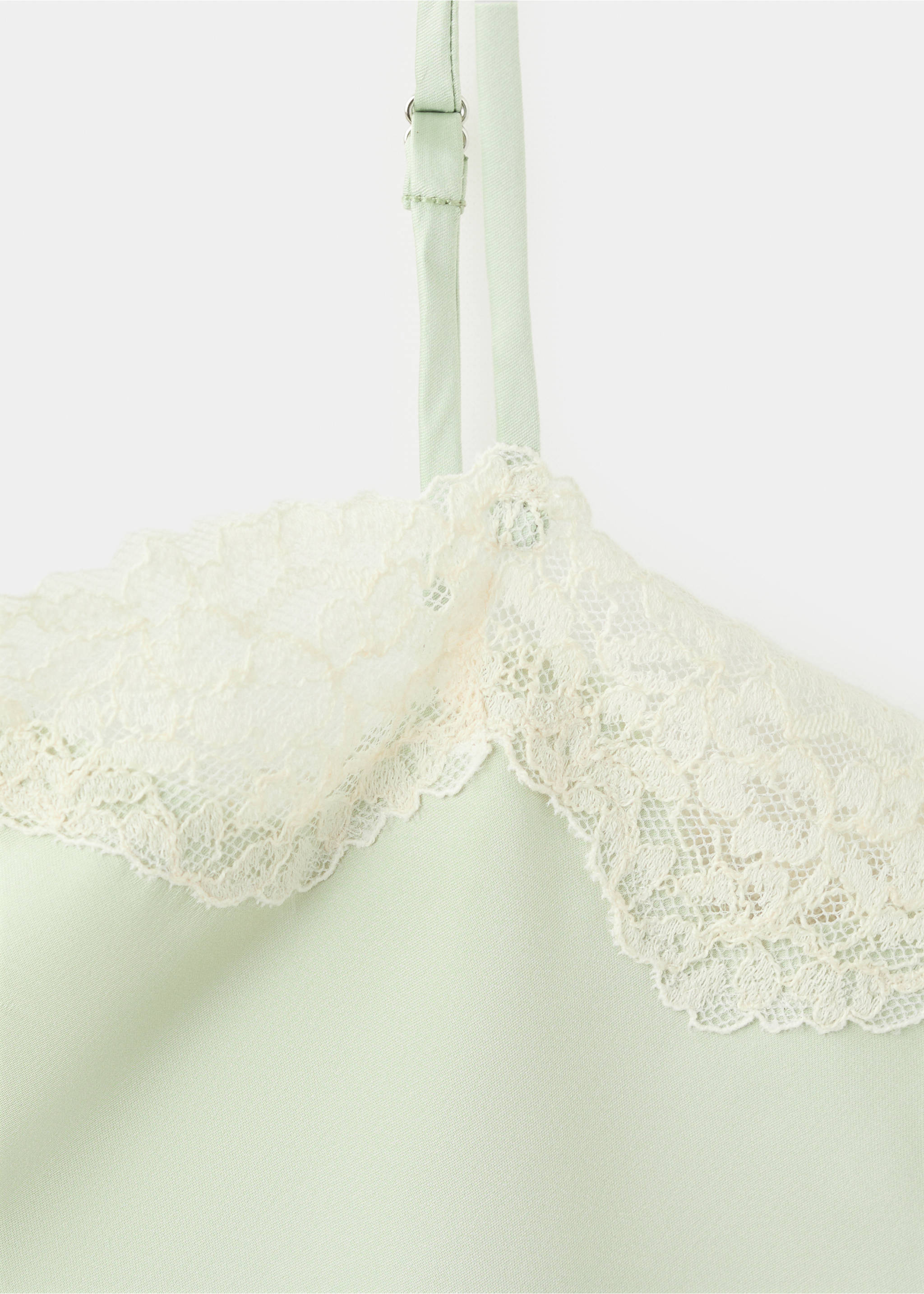 Lace detail satin top - Details of the article 0, Pastel Green. Ref: 37061367-00.