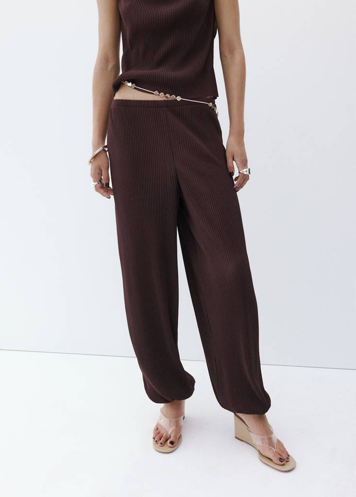 Textured harem pants — Chocolate