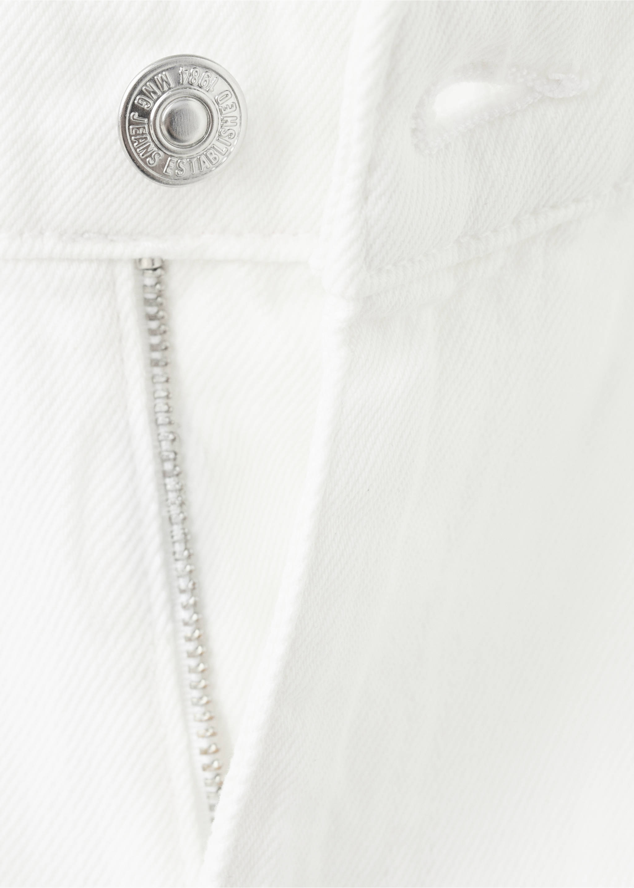 Low-rise wideleg jeans - Details of the article 8, White. Ref: 37061374-00.