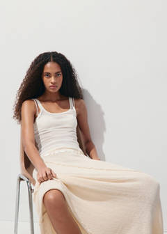 Ribbed skirt with wavy stitching details — Sand 5