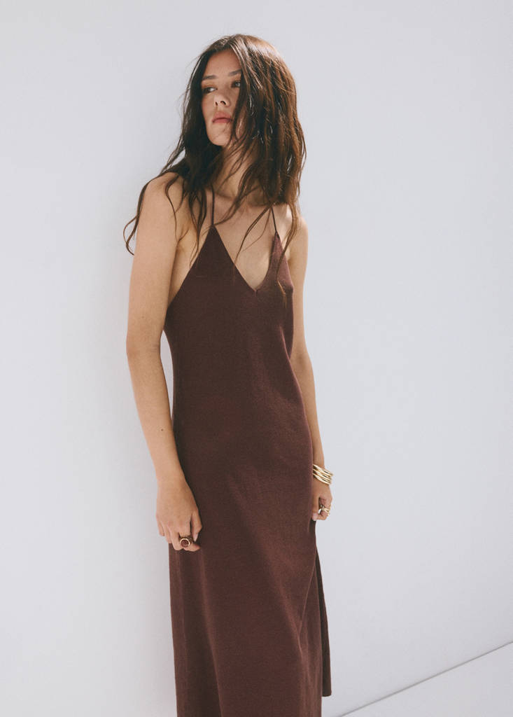 Knitted V-neck dress with bead embellishments — Chocolate