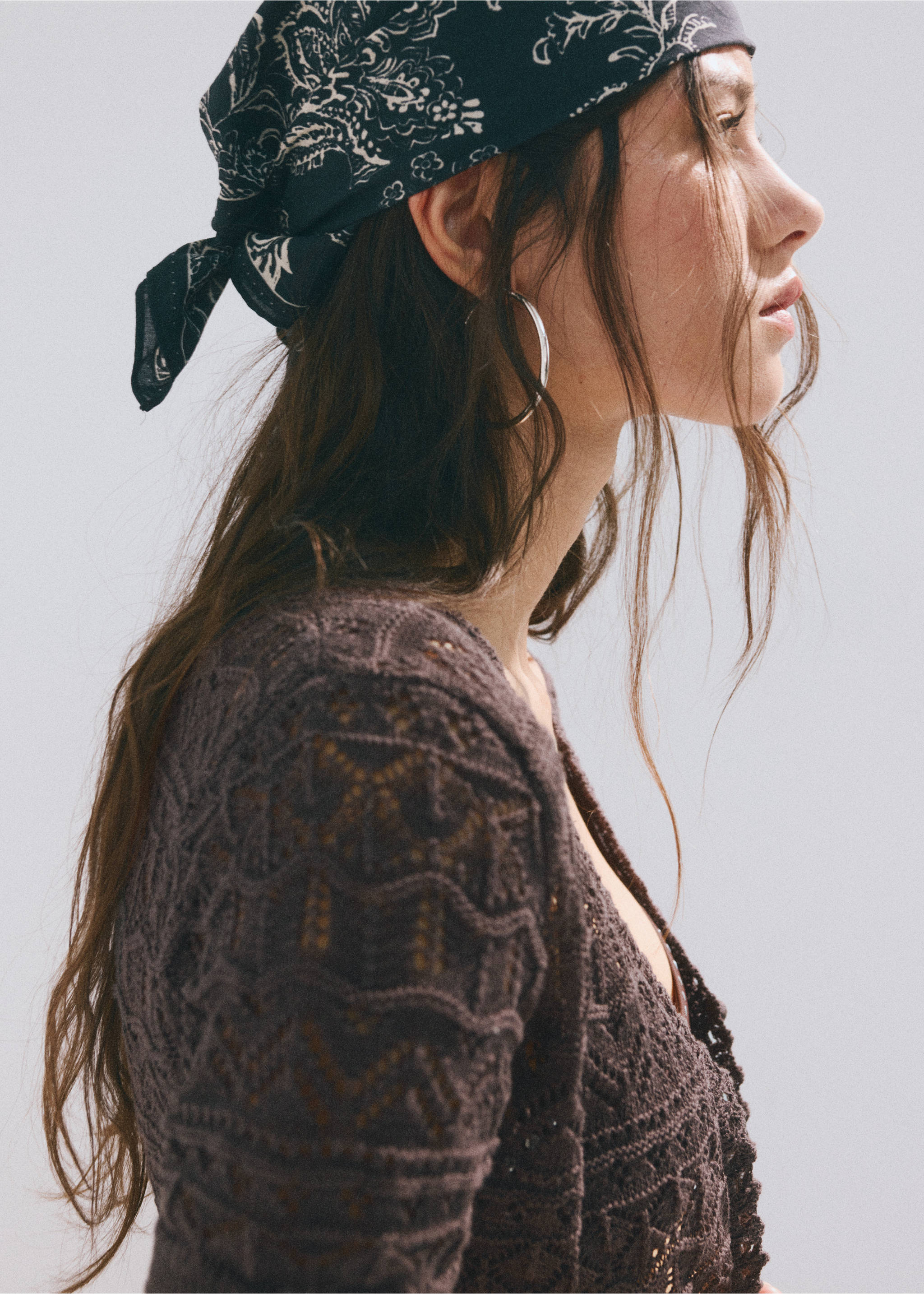 Short-sleeved cardigan with openwork knit - Details of the article 1, Chocolate. Ref: 37061383-00.