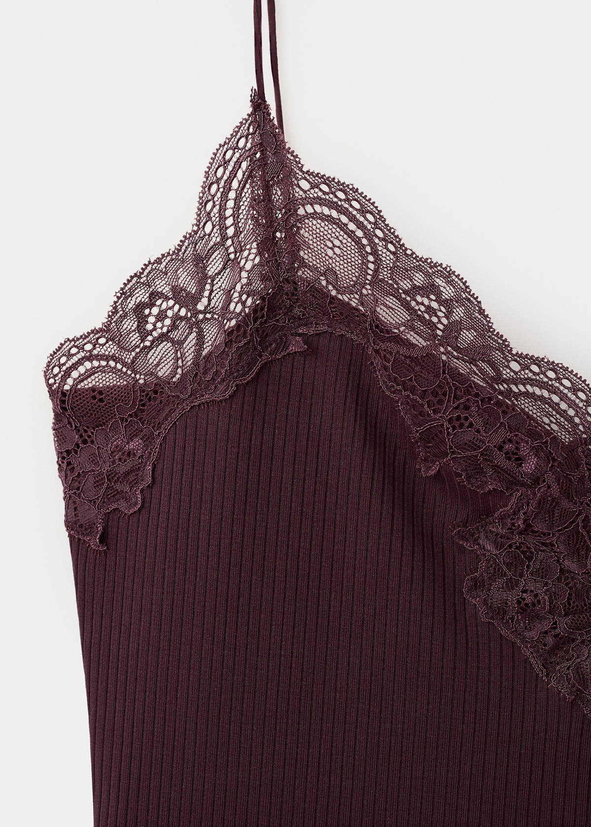 V-neck lace body — Plum