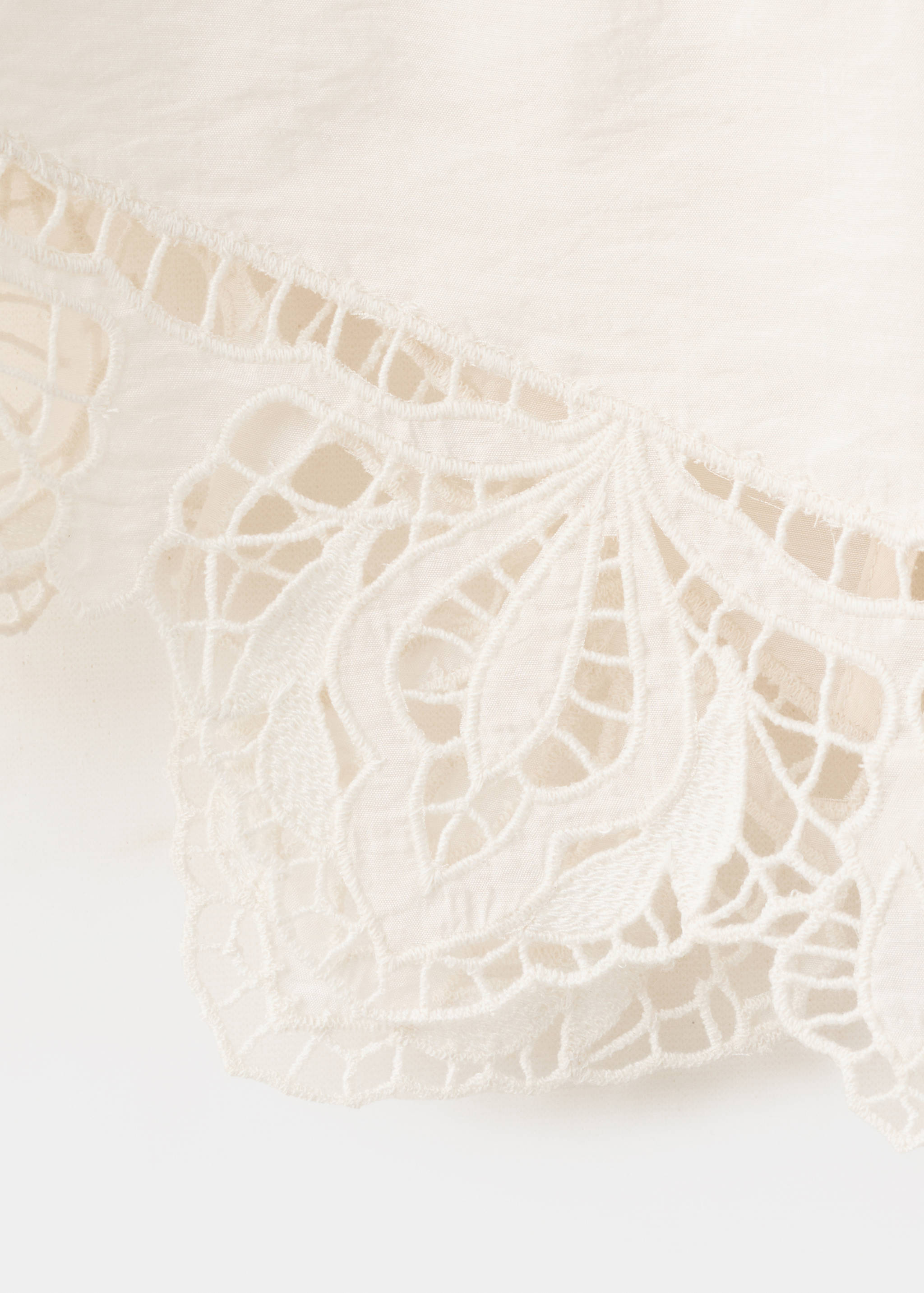 Broderie anglaise crop top - Details of the article 0