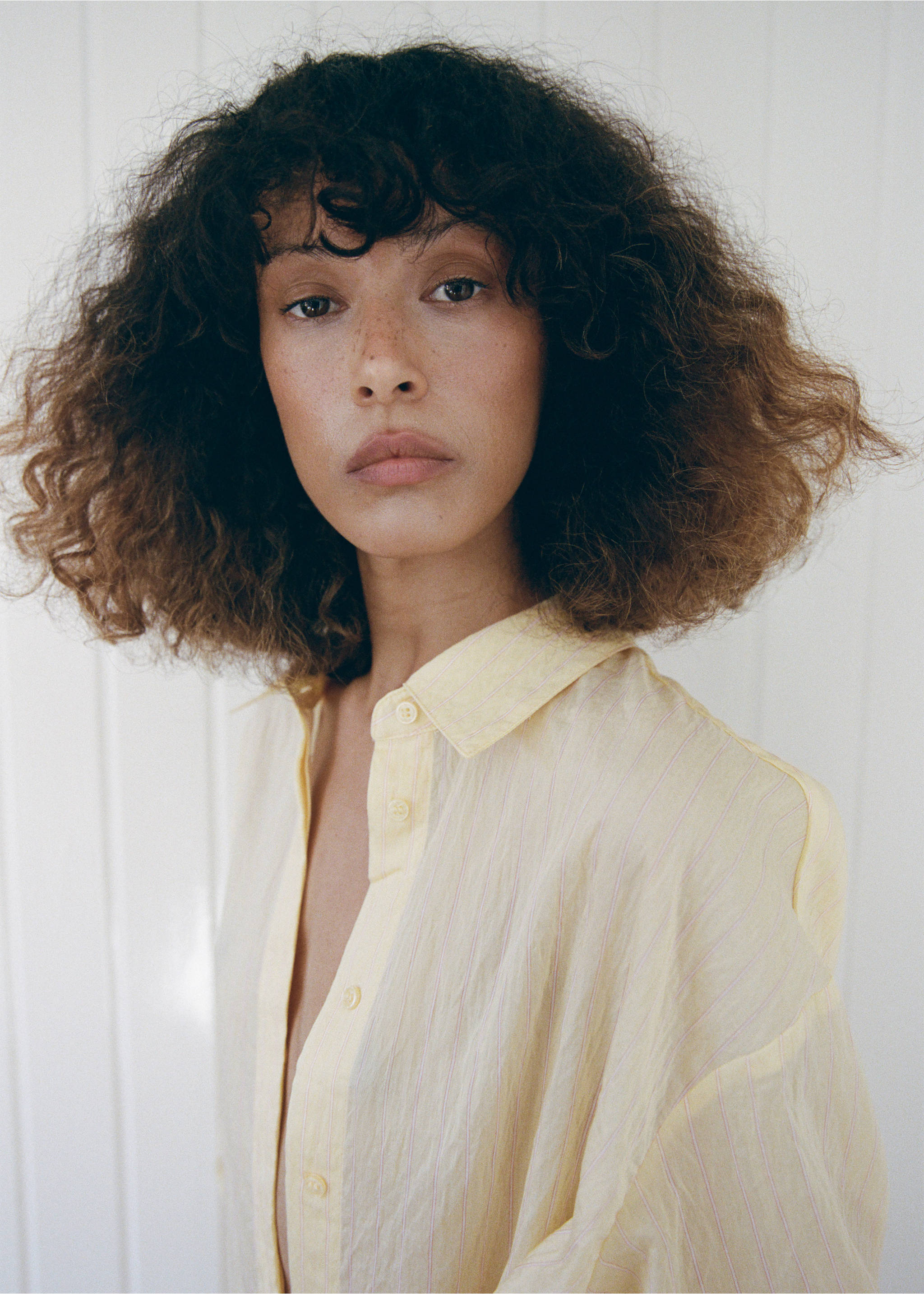 Lyocell striped shirt with bow detail - Details of the article 1, Yellow. Ref: 37061398-00.