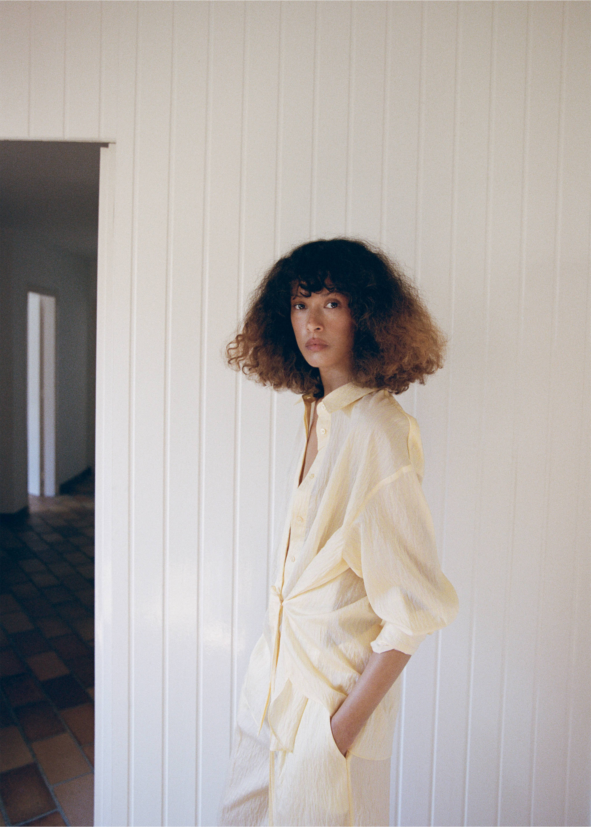 Lyocell striped shirt with bow detail - Details of the article 3, Yellow. Ref: 37061398-00.