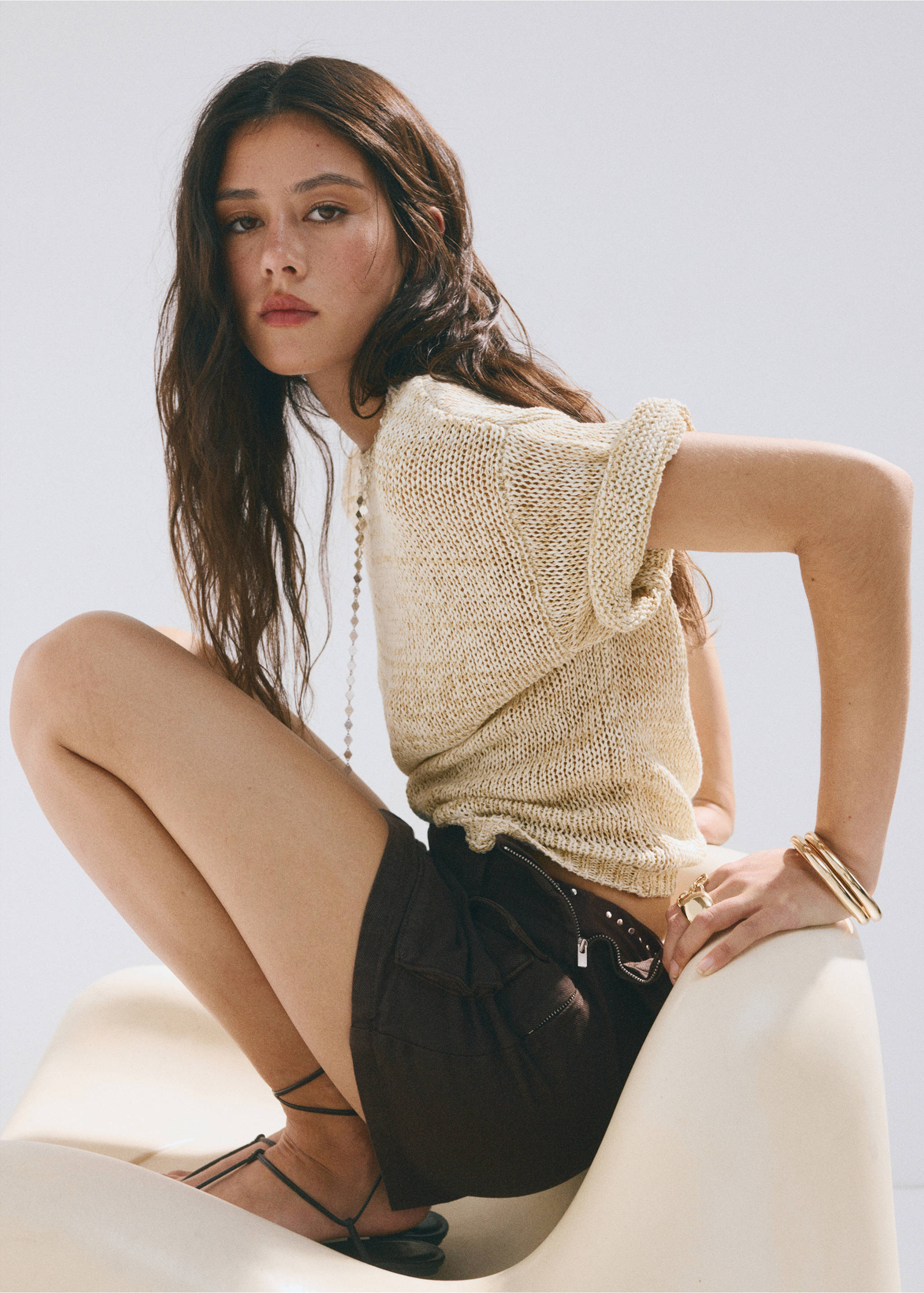 Cargo denim culottes - Details of the article 1, Chocolate. Ref: 37061400-00.