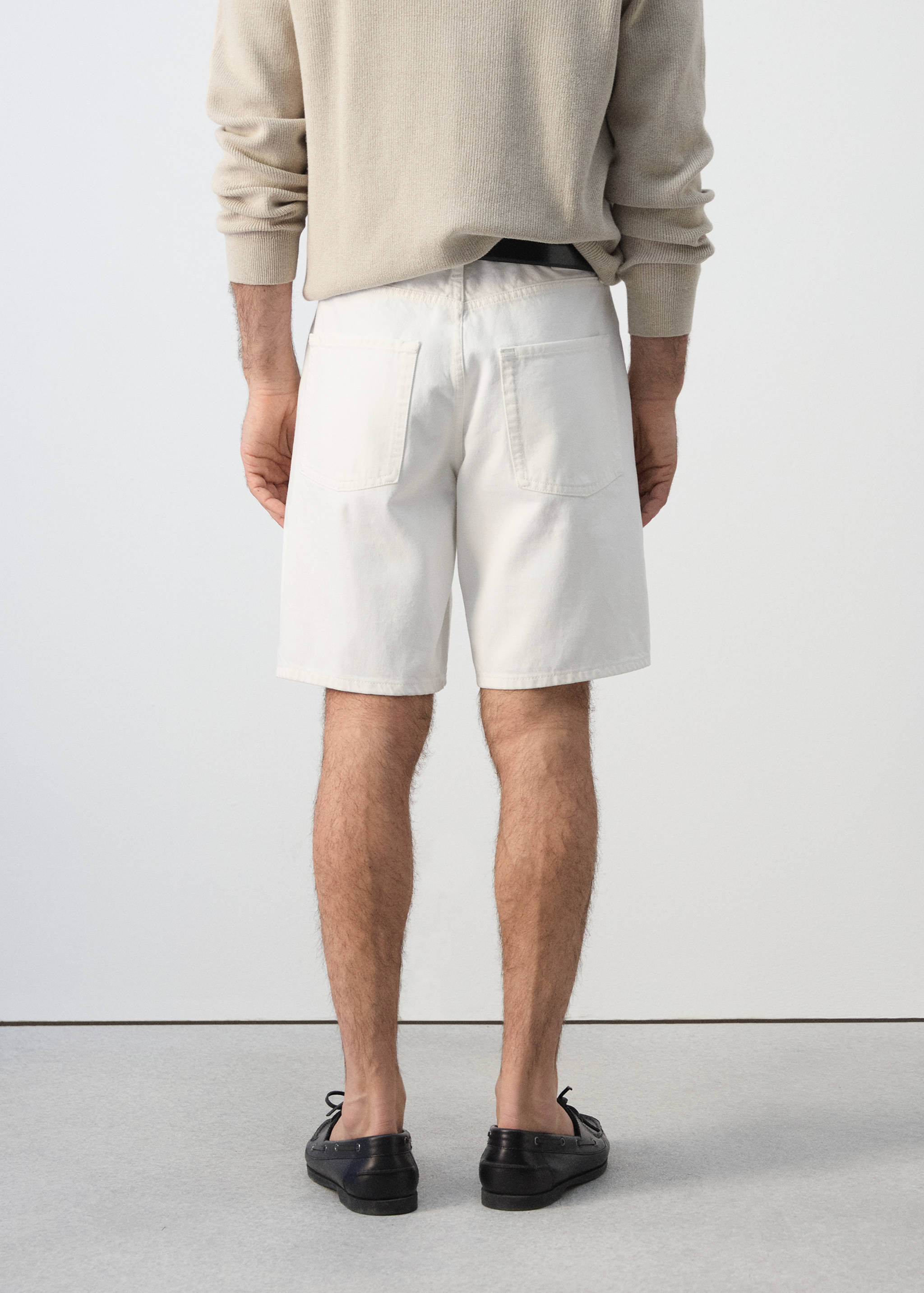 Bermudas vaqueras rectas - Reverso del artículo
