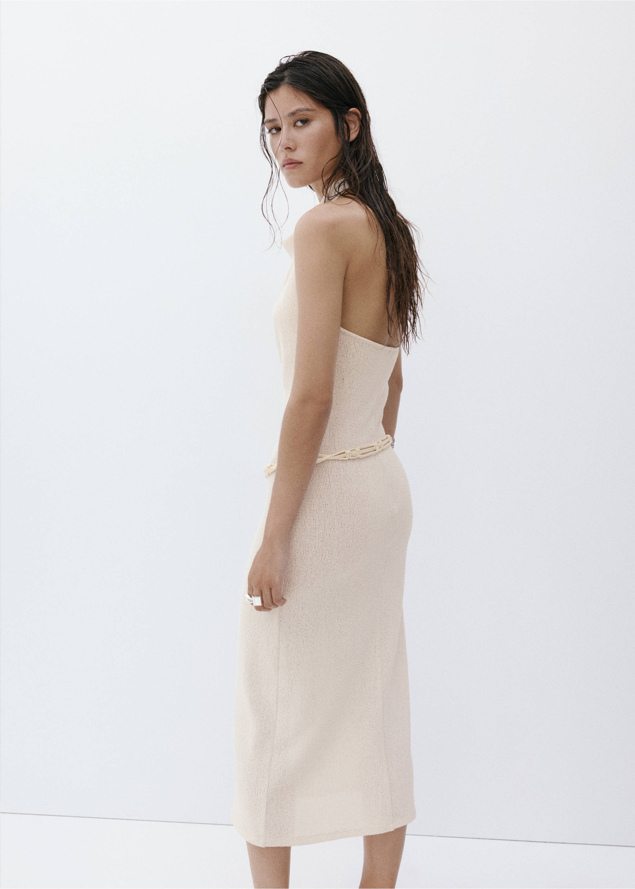 Halter knit dress with belt - Reverse of the article, Ecru. Ref: 37061414-00.