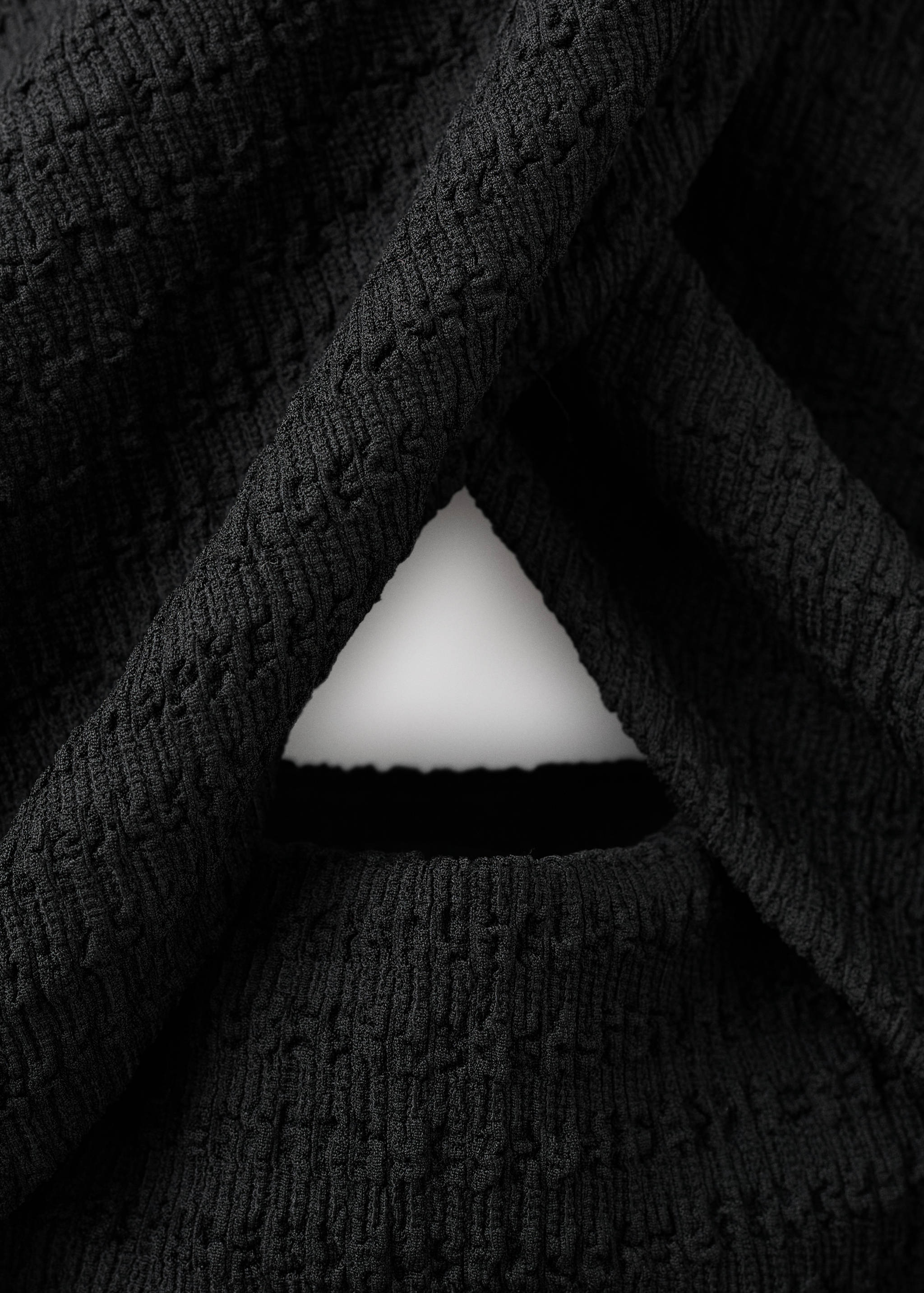 Robe dos nu croisée avec ouverture - Détail de l'article 0