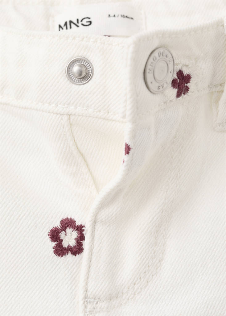 Straight shorts with embroidered flowers — Ecru