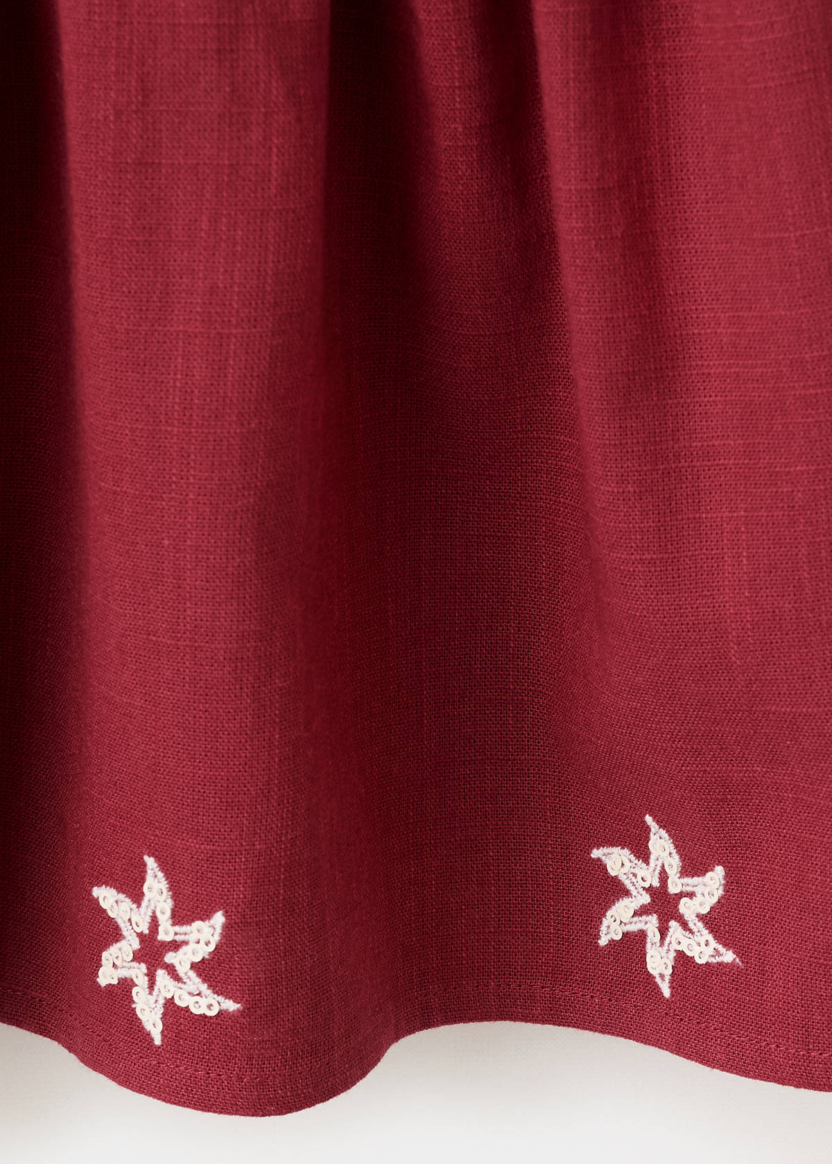 Embroidered floral skirt — Burgundy