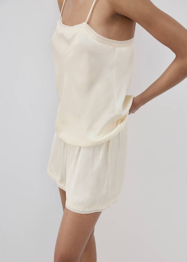 Satin lace-trim pyjama shorts — Ivory White