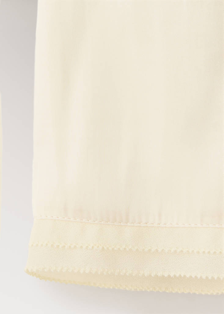 Satin lace-trim pyjama shorts — Ivory White