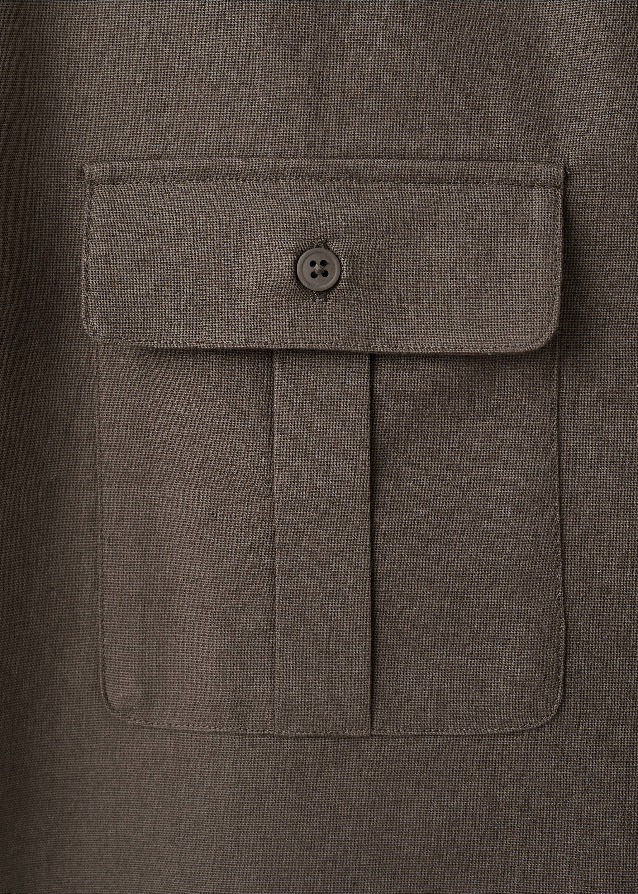 Camisa cotó lli coll bowling - Detall de l'article 8, Xocolata. Ref: 37061432-00.