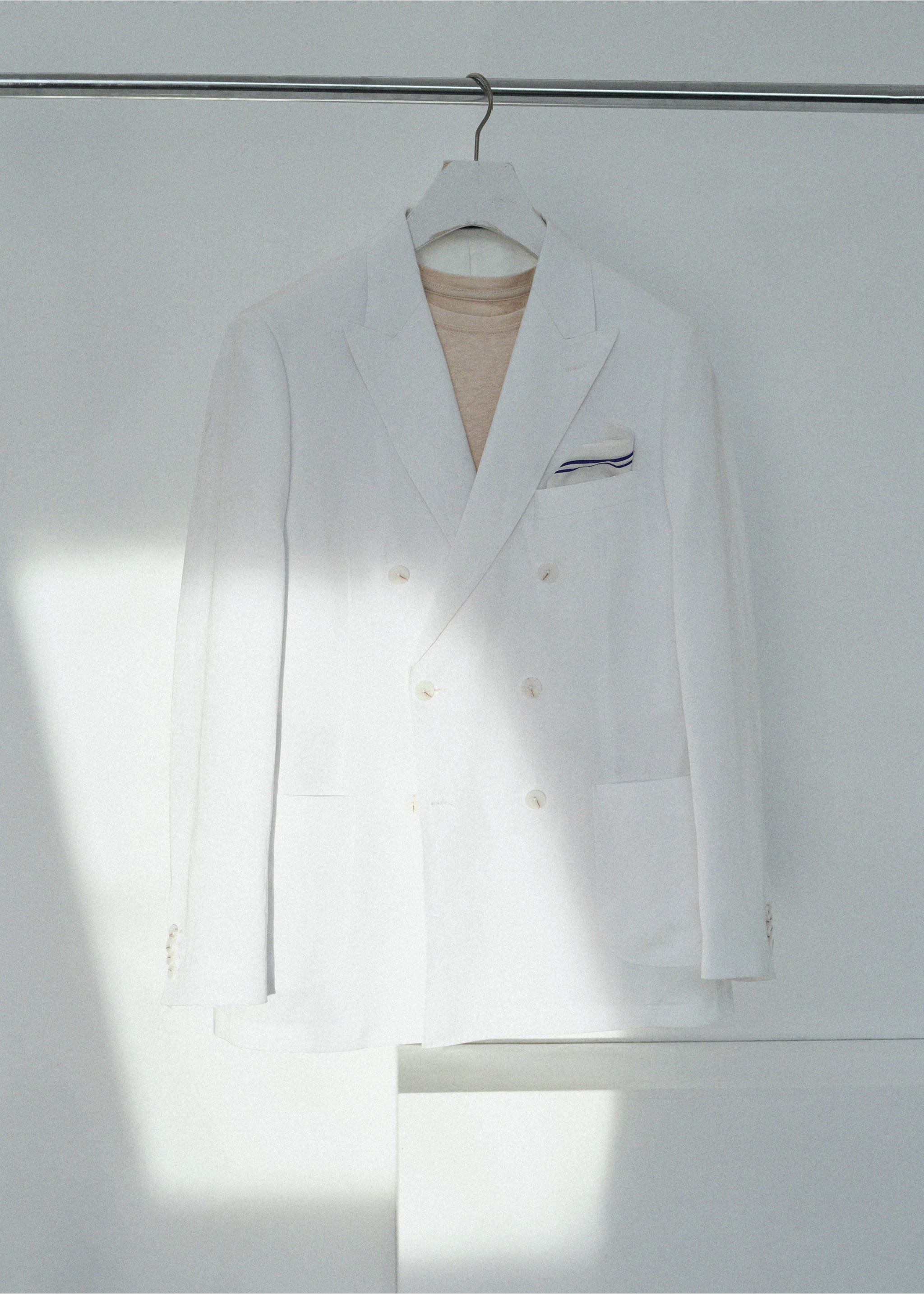 Cotton fine-knit t-shirt - Details of the article 5, Beige. Ref: 37061436-00.