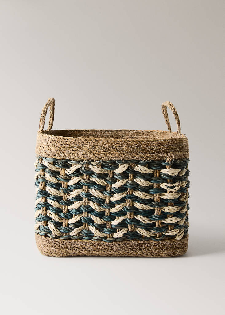 Large braided border basket — Blue