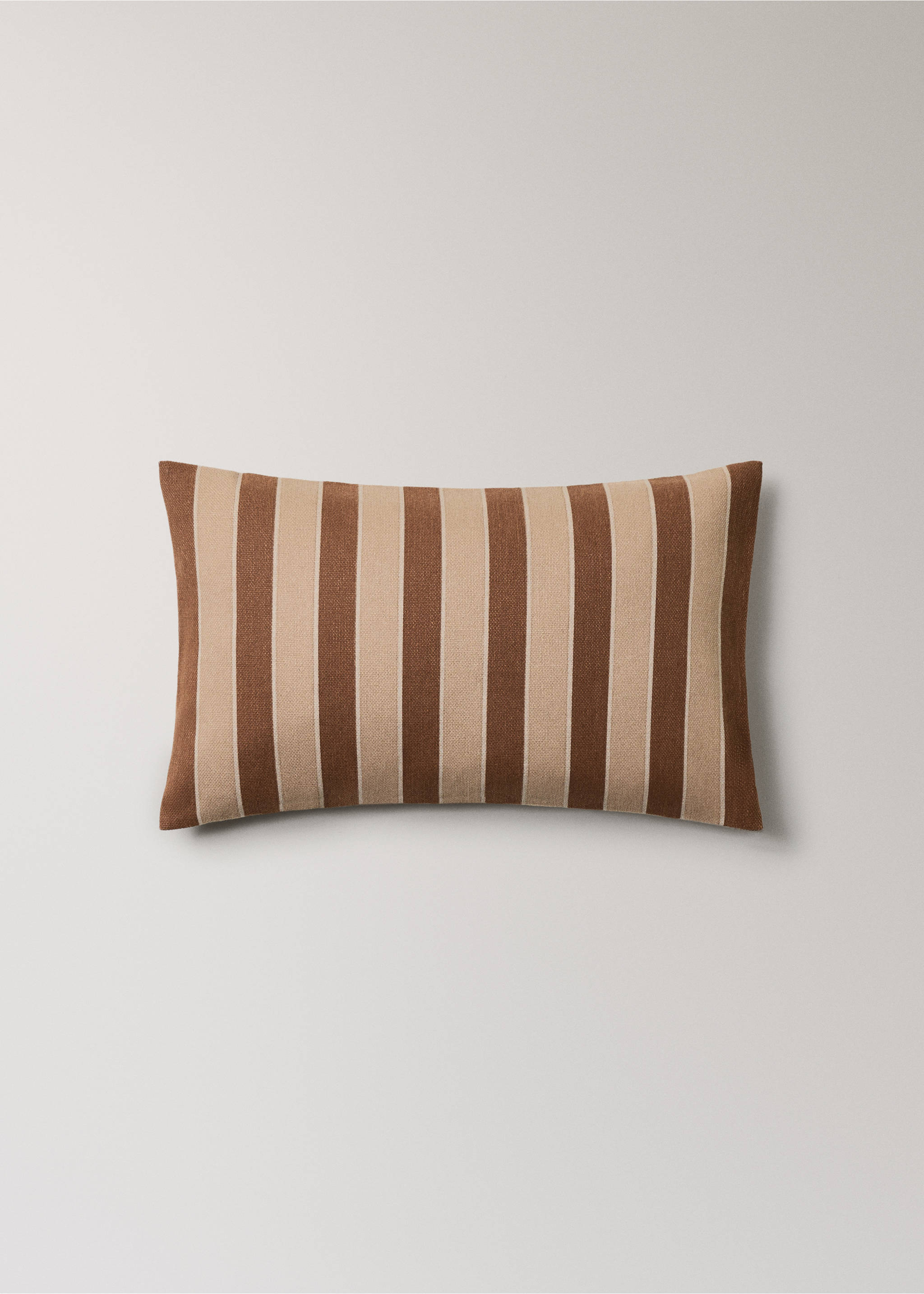 Cotton cushion cover with printed stripes 30x50 cm - Article without model, Ochre. Ref: 37061467-00.