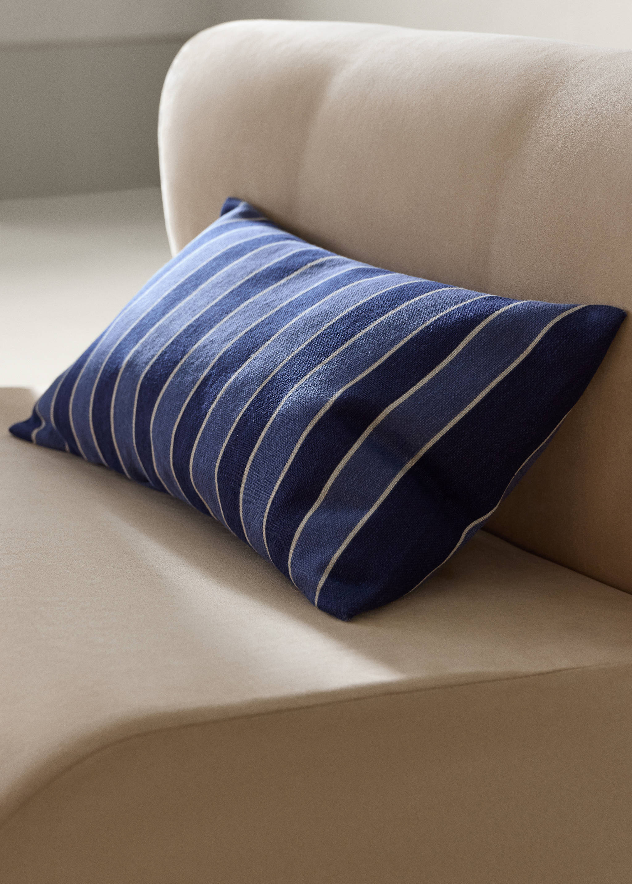Cotton cushion cover with printed stripes 30x50 cm - General plane
