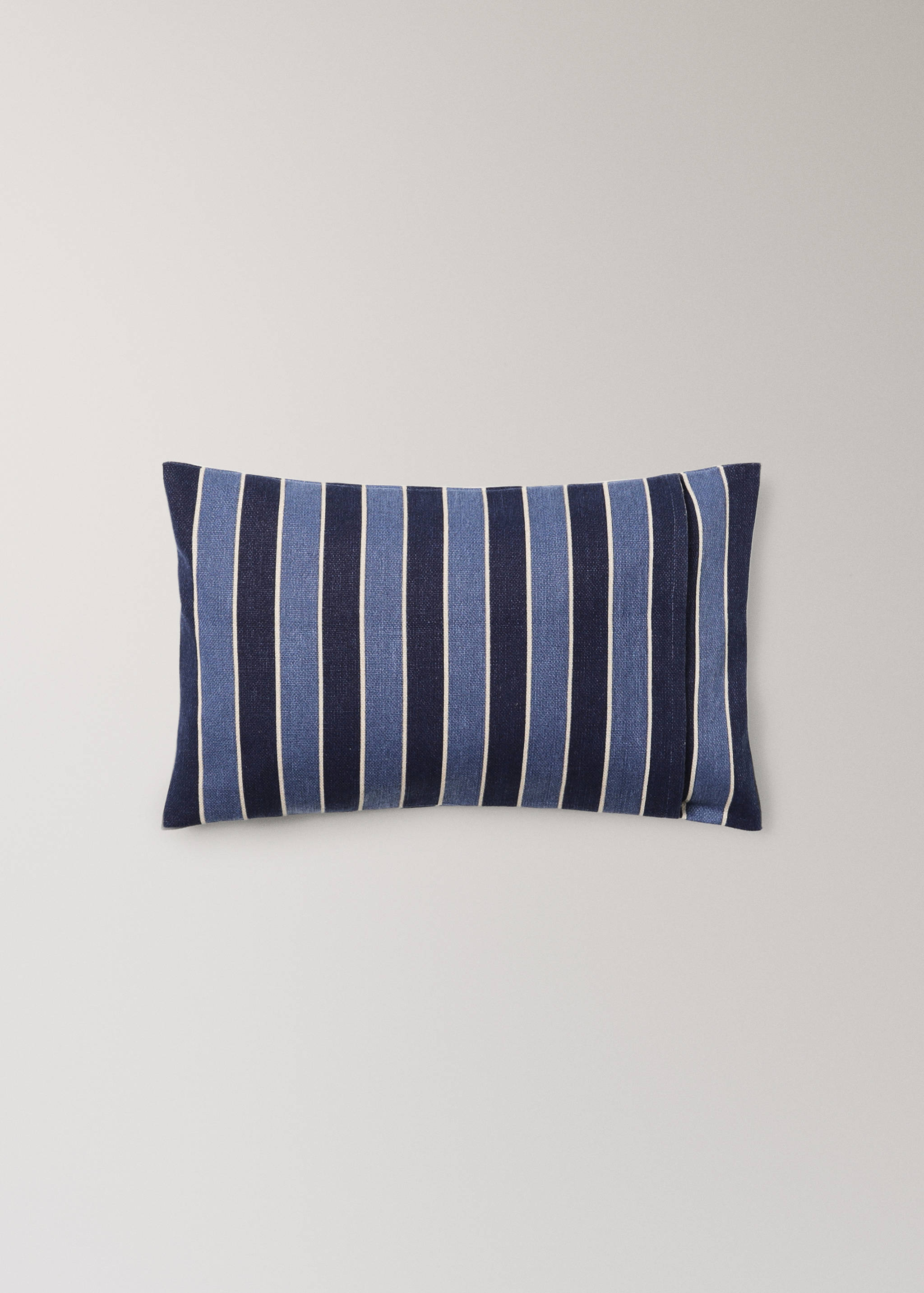 Cotton cushion cover with printed stripes 30x50 cm - Details of the article 4
