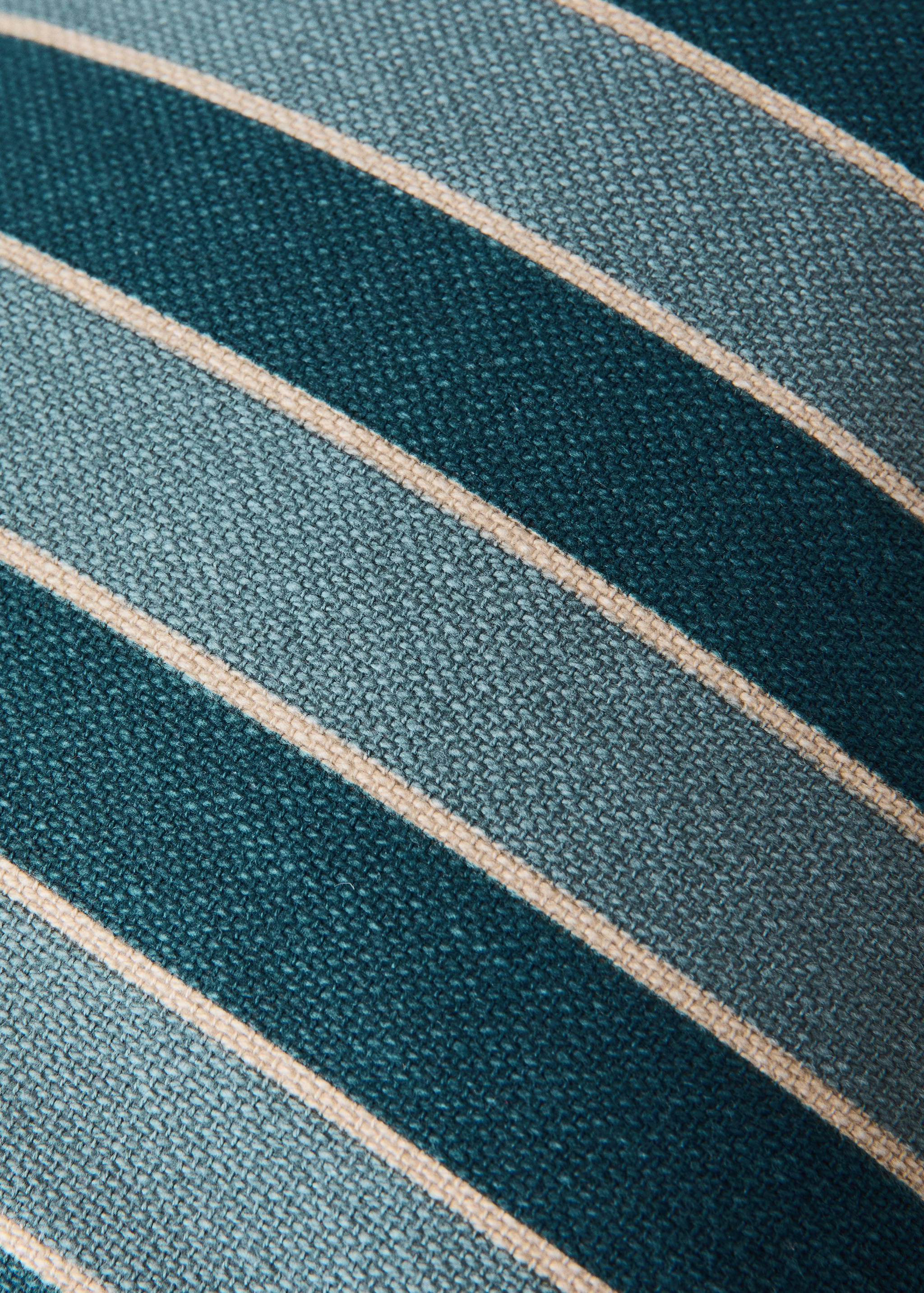 Cotton cushion cover with printed stripes 30x50 cm - Details of the article 3