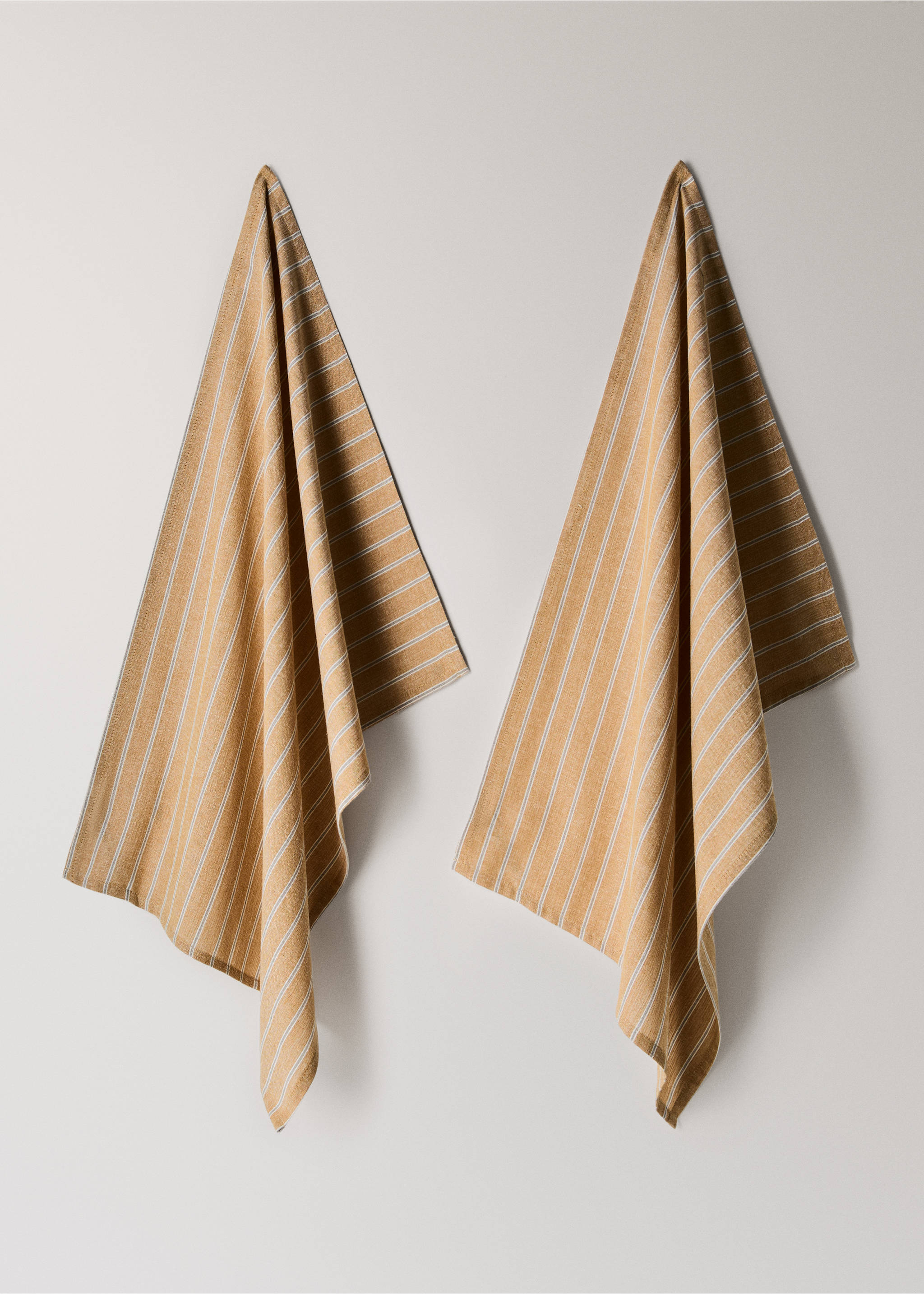 Printed striped cotton tea towels - Article without model, Ochre. Ref: 37061473-00.