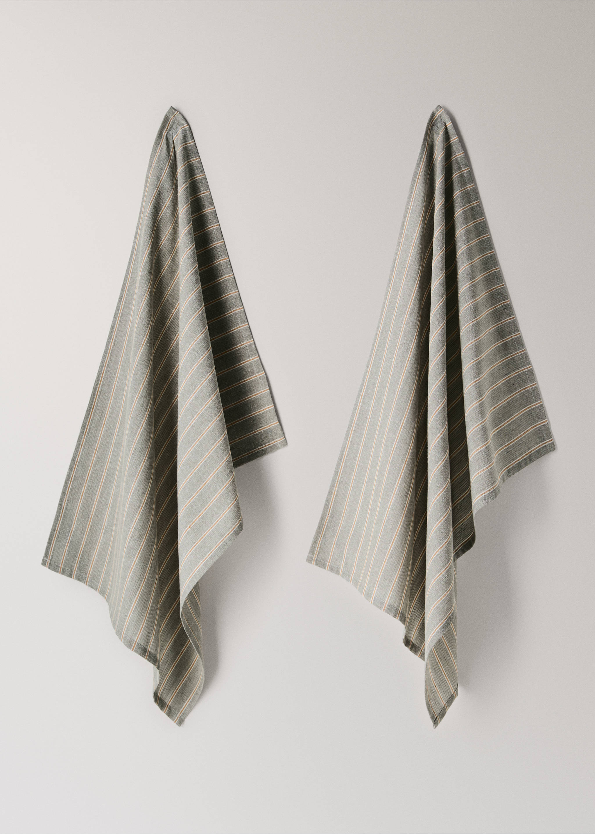 Printed striped cotton tea towels - Article without model, Green. Ref: 37061473-00.
