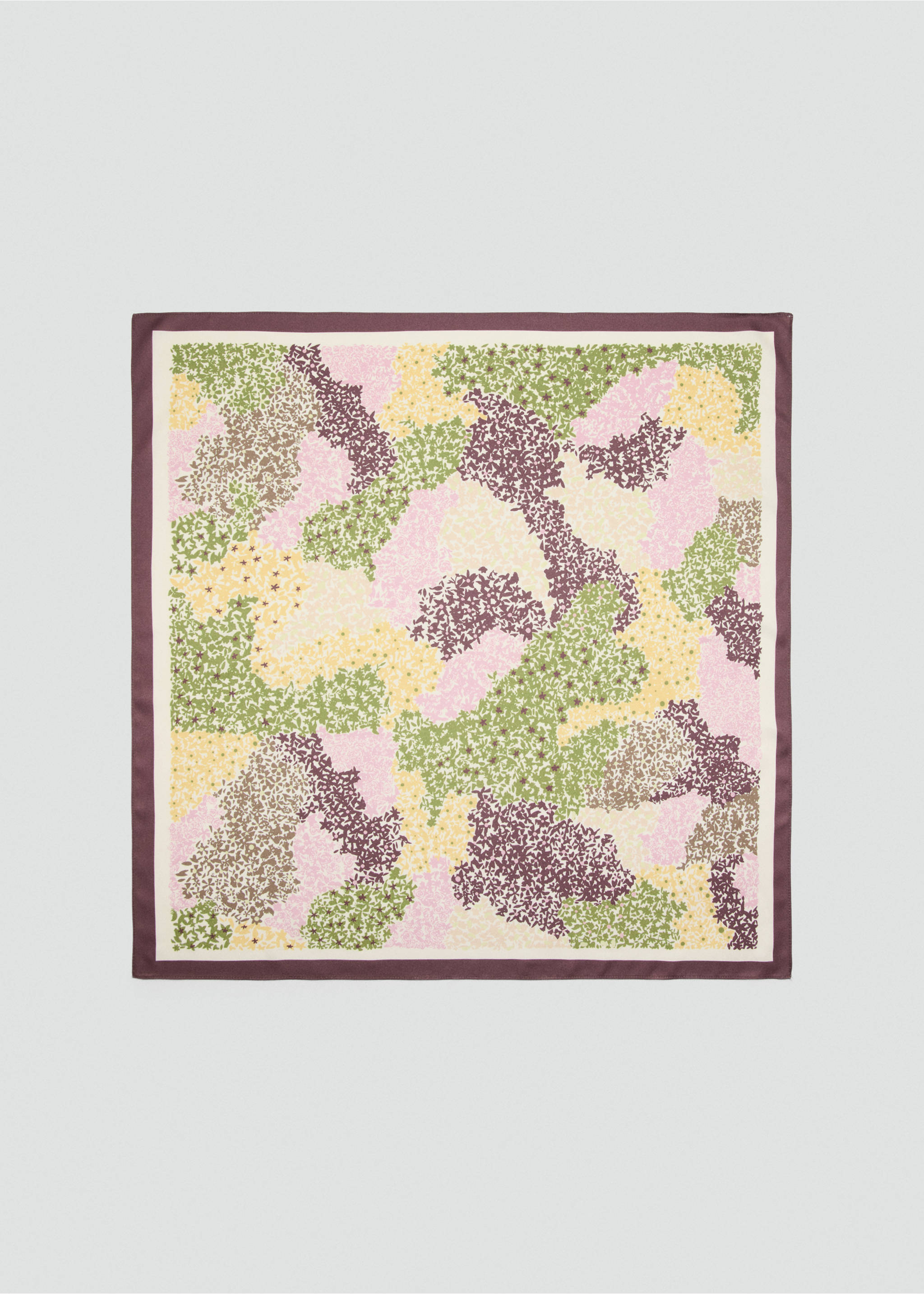 Pañuelo estampado floral - Artículo sin modelo, Granate. Ref: 37061476-00.