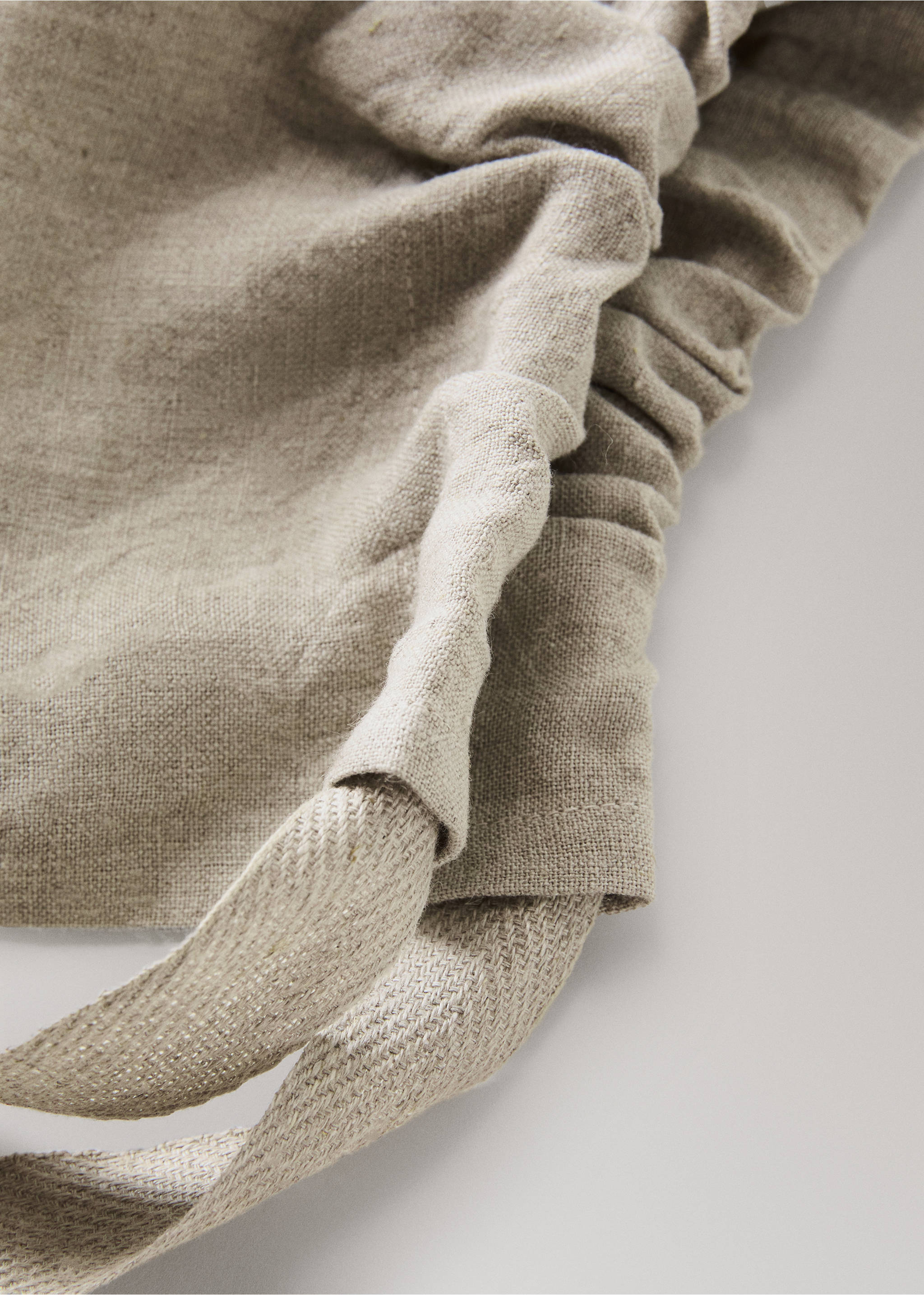 100% linen bag with printed motif - Details of the article 2, Light/Pastel Brown. Ref: 37061478-00.
