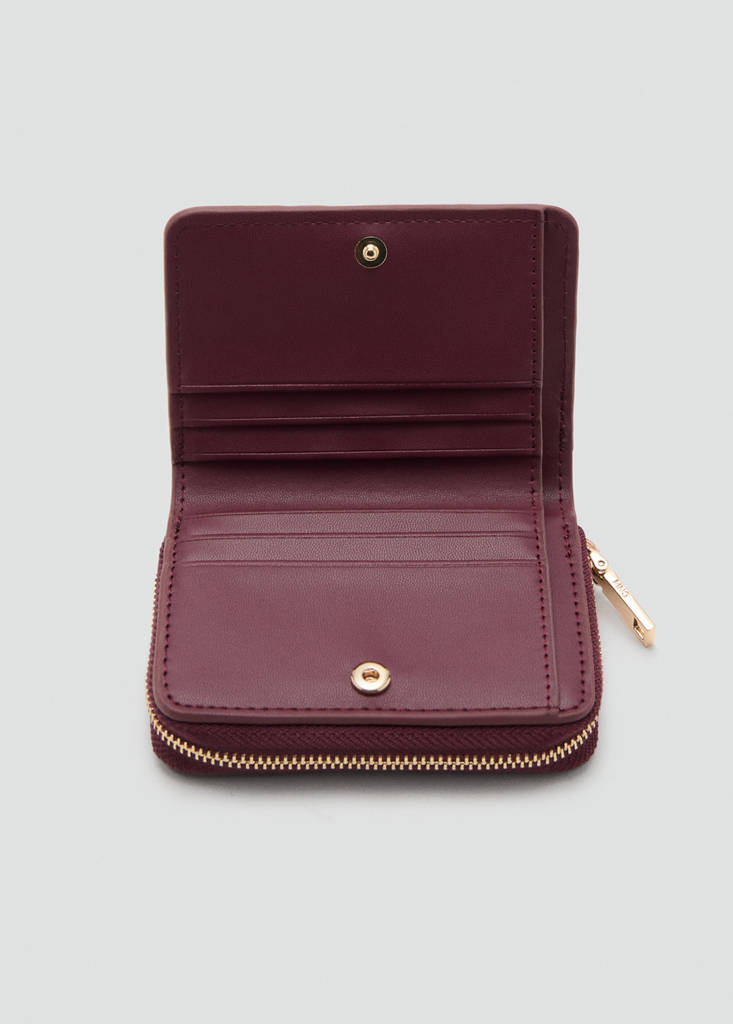 Medium glossy croc wallet — Burgundy