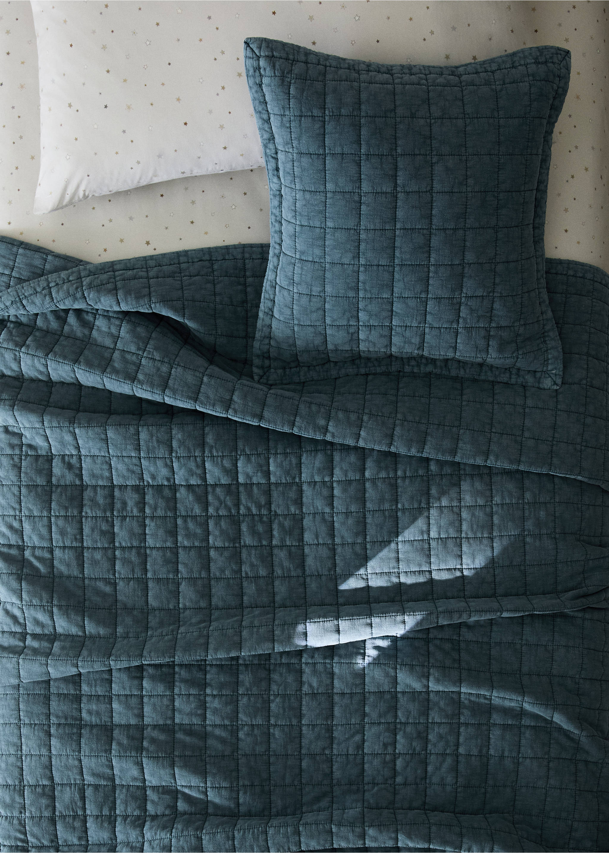 Cot bed quilt cotton quilted checks - Details of the article 7, Prussian Blue. Ref: 37061485-00.